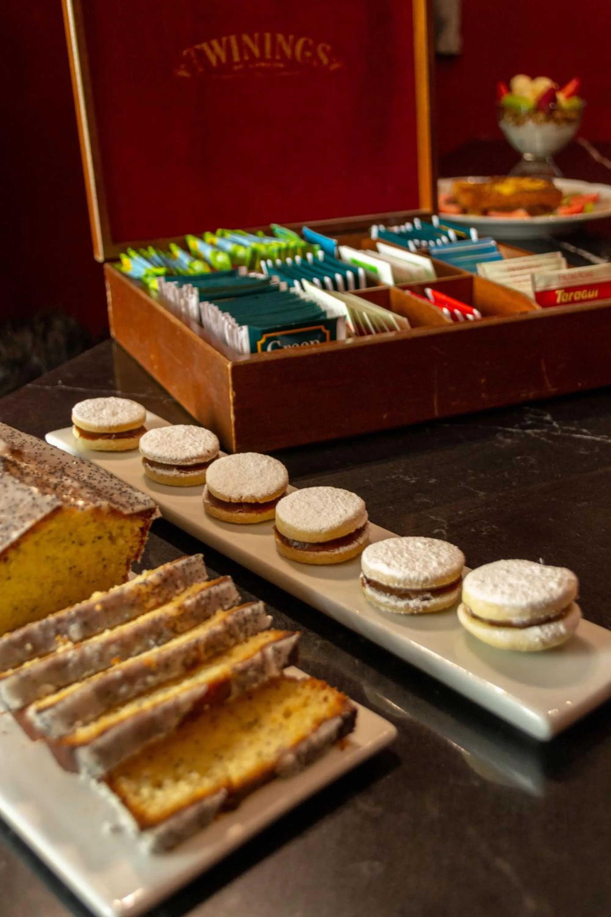 Food and drinks in Miravida Soho Hotel & Wine Bar