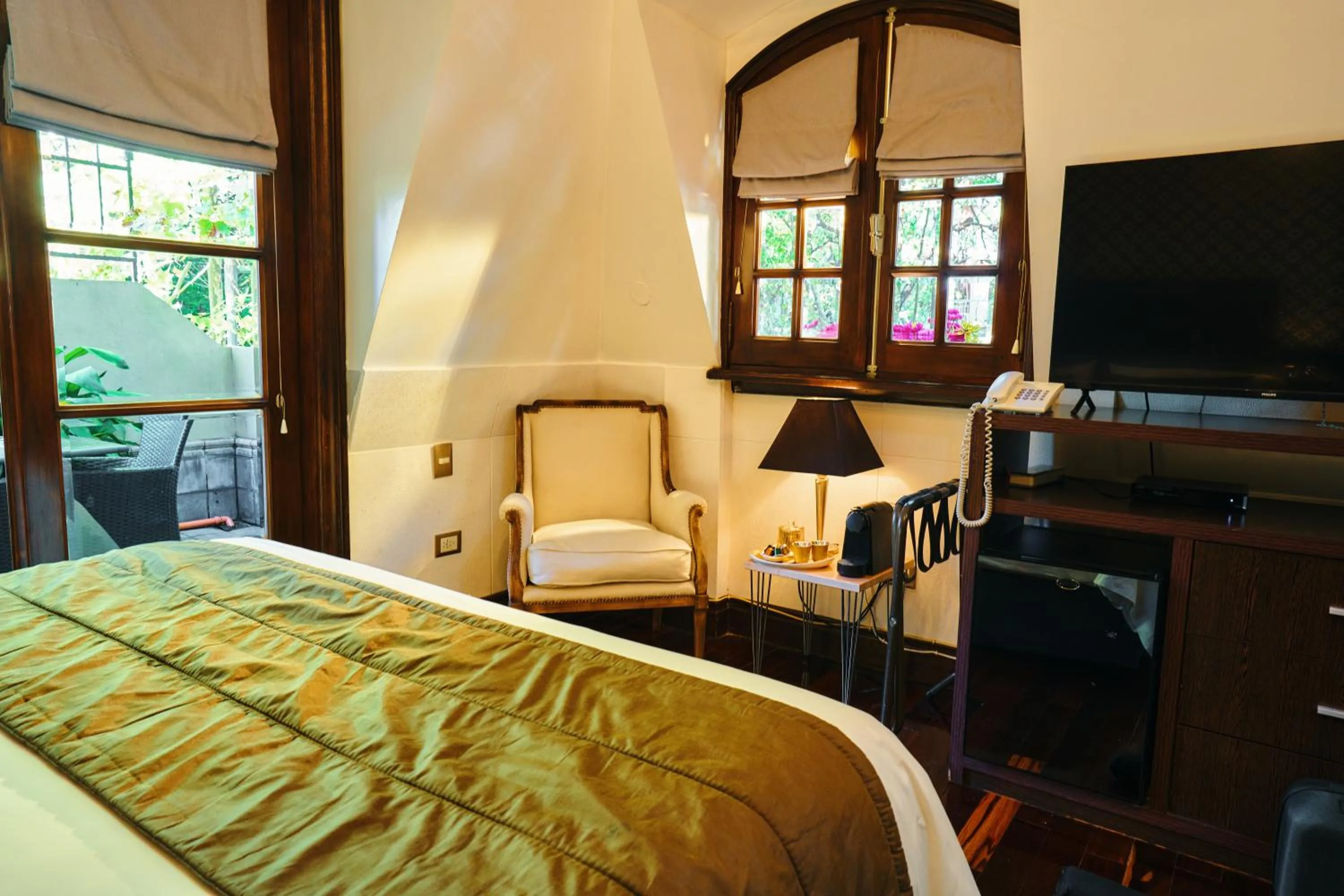 Bed in Miravida Soho Hotel & Wine Bar