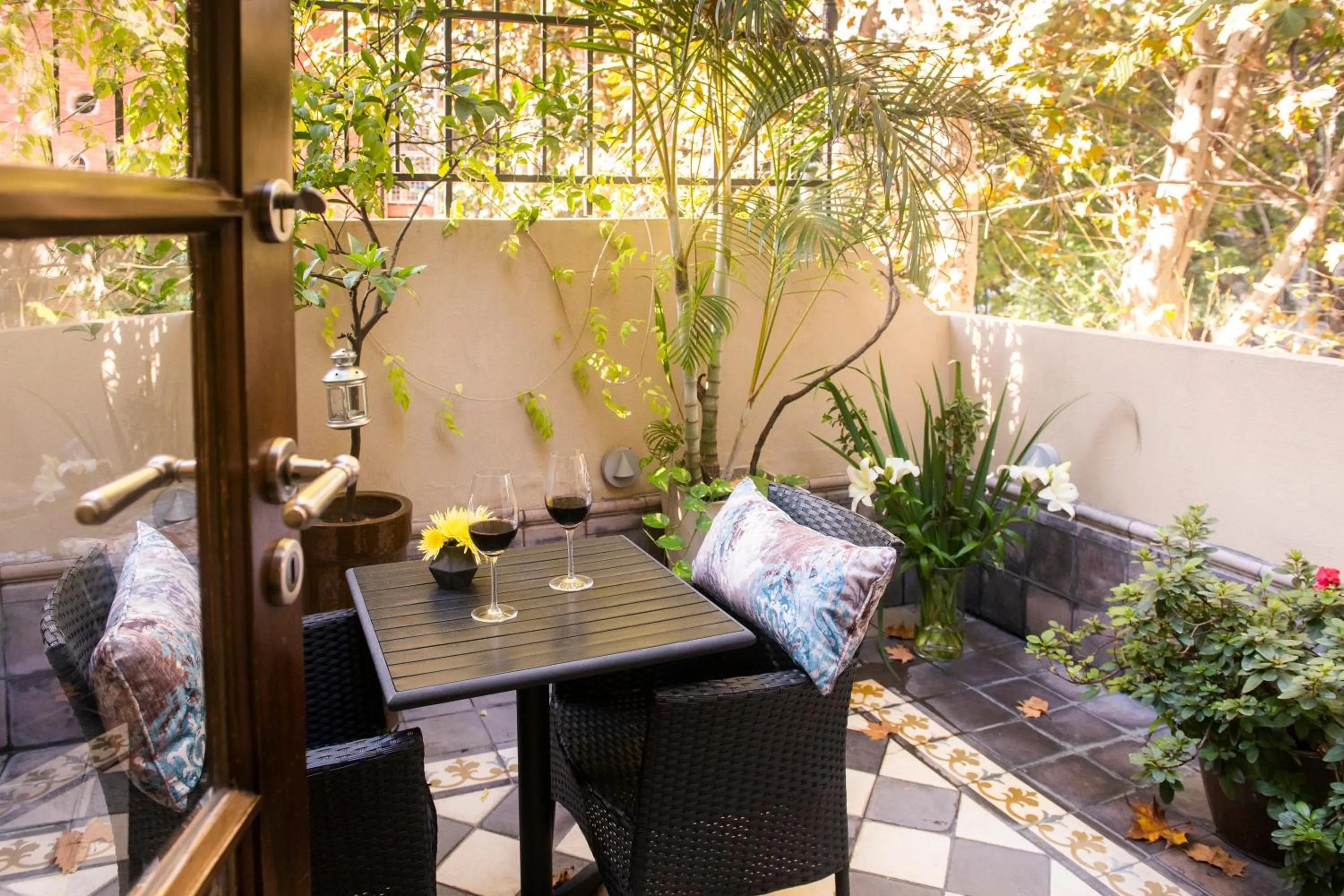 Patio in Miravida Soho Hotel & Wine Bar