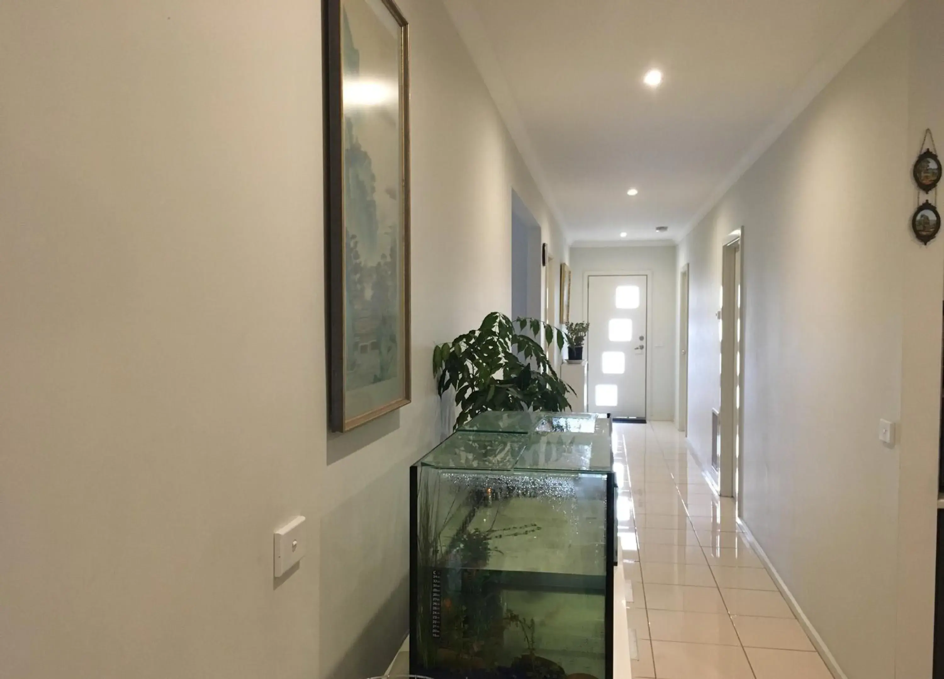 Facade/entrance in Apple House Facade/entrance in Apple House