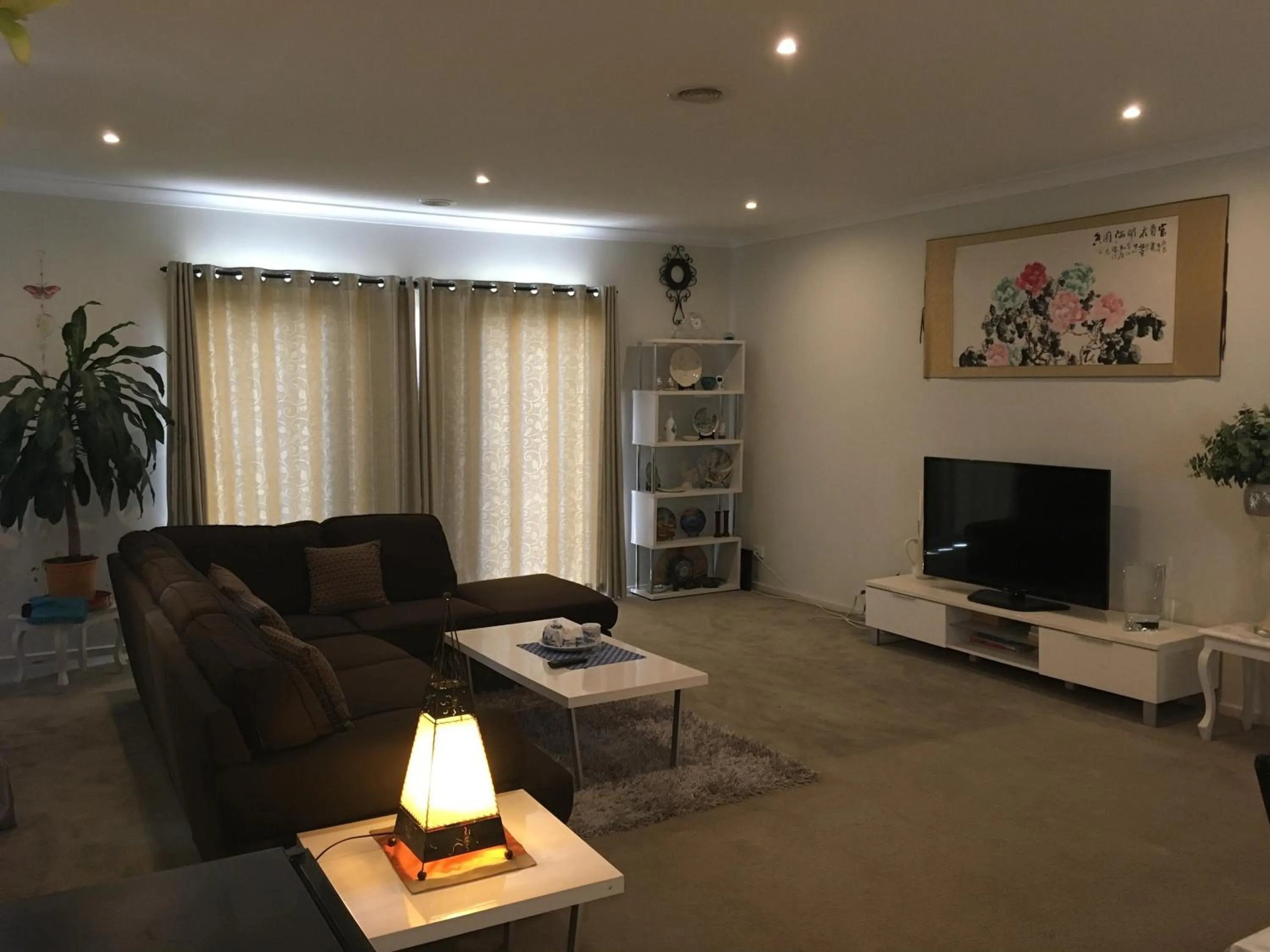 Communal lounge/ TV room in Apple House