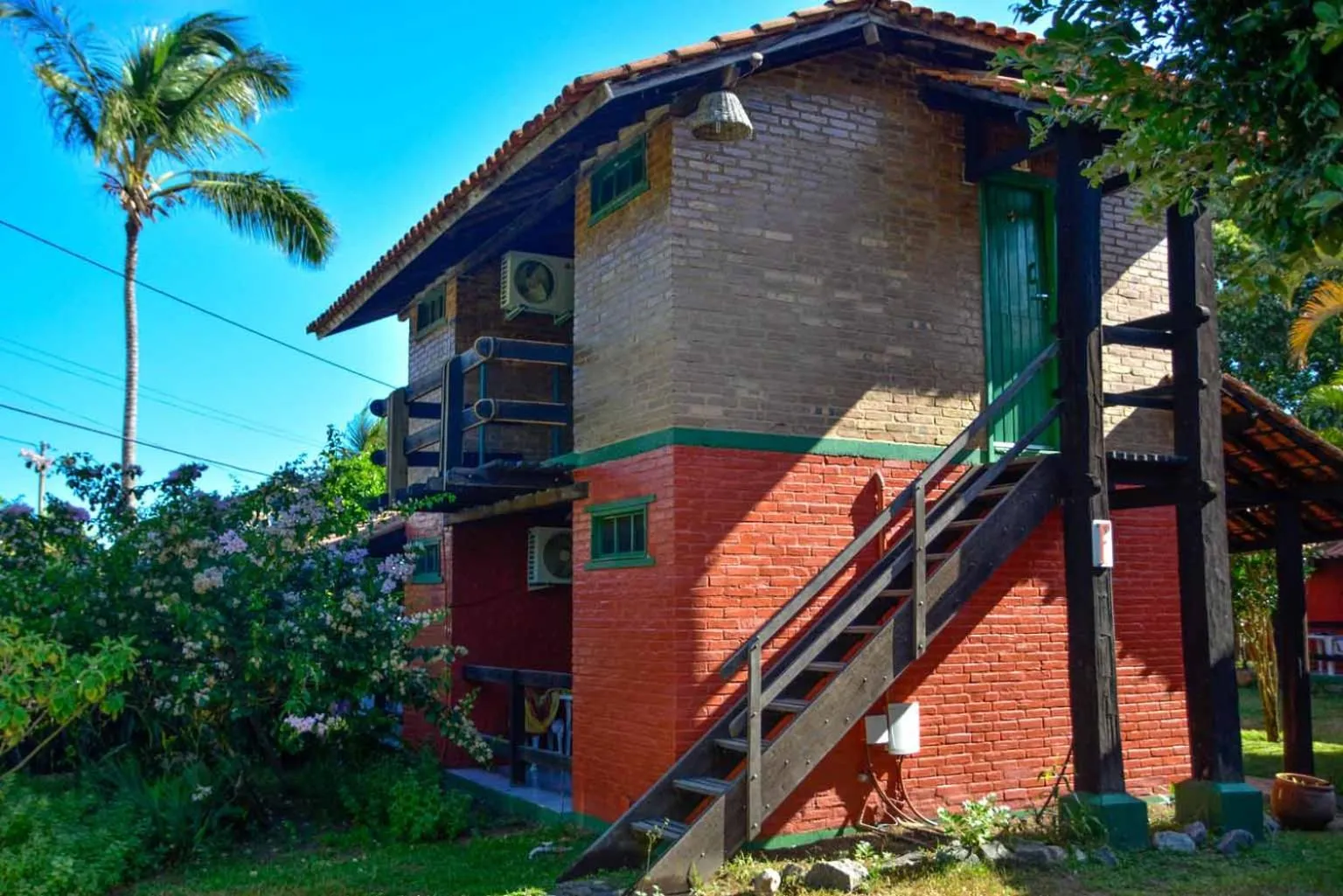 Property building in Pousada Axe