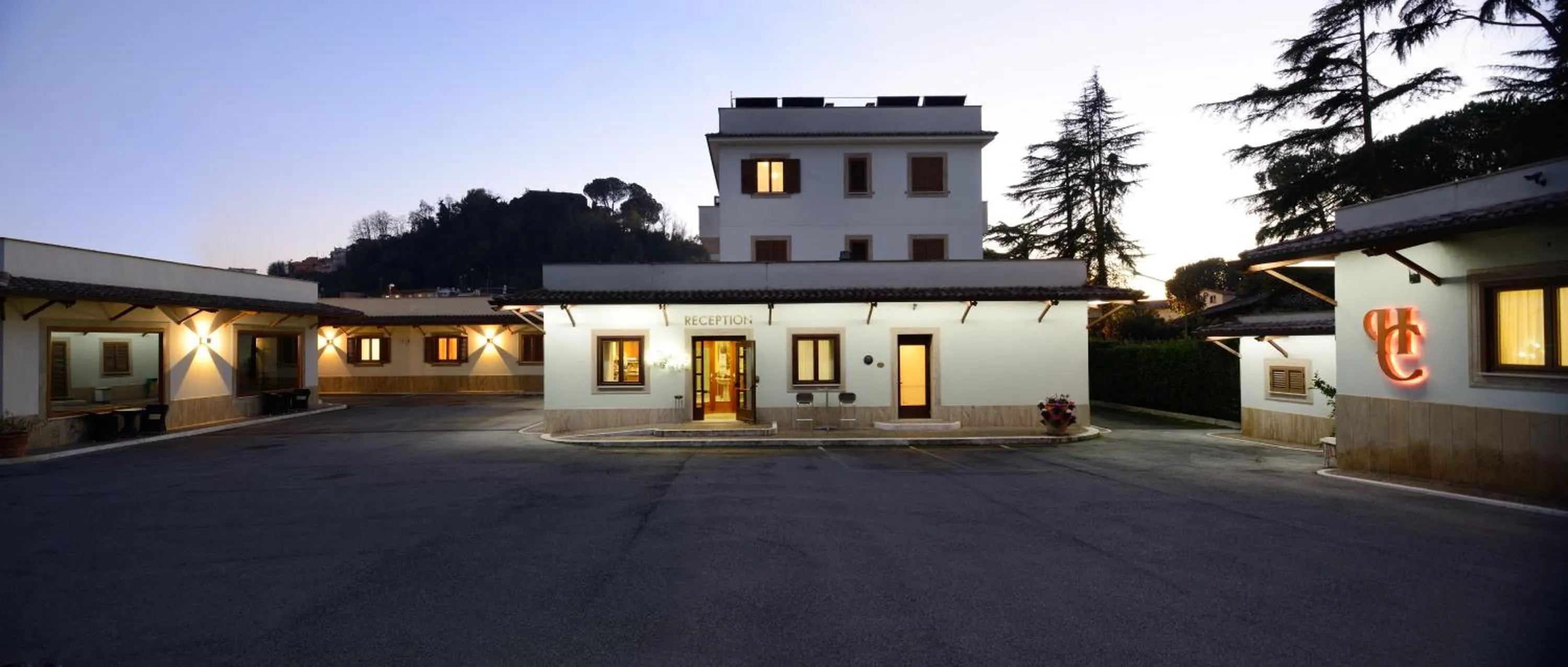Facade/entrance in Hotel Castle
