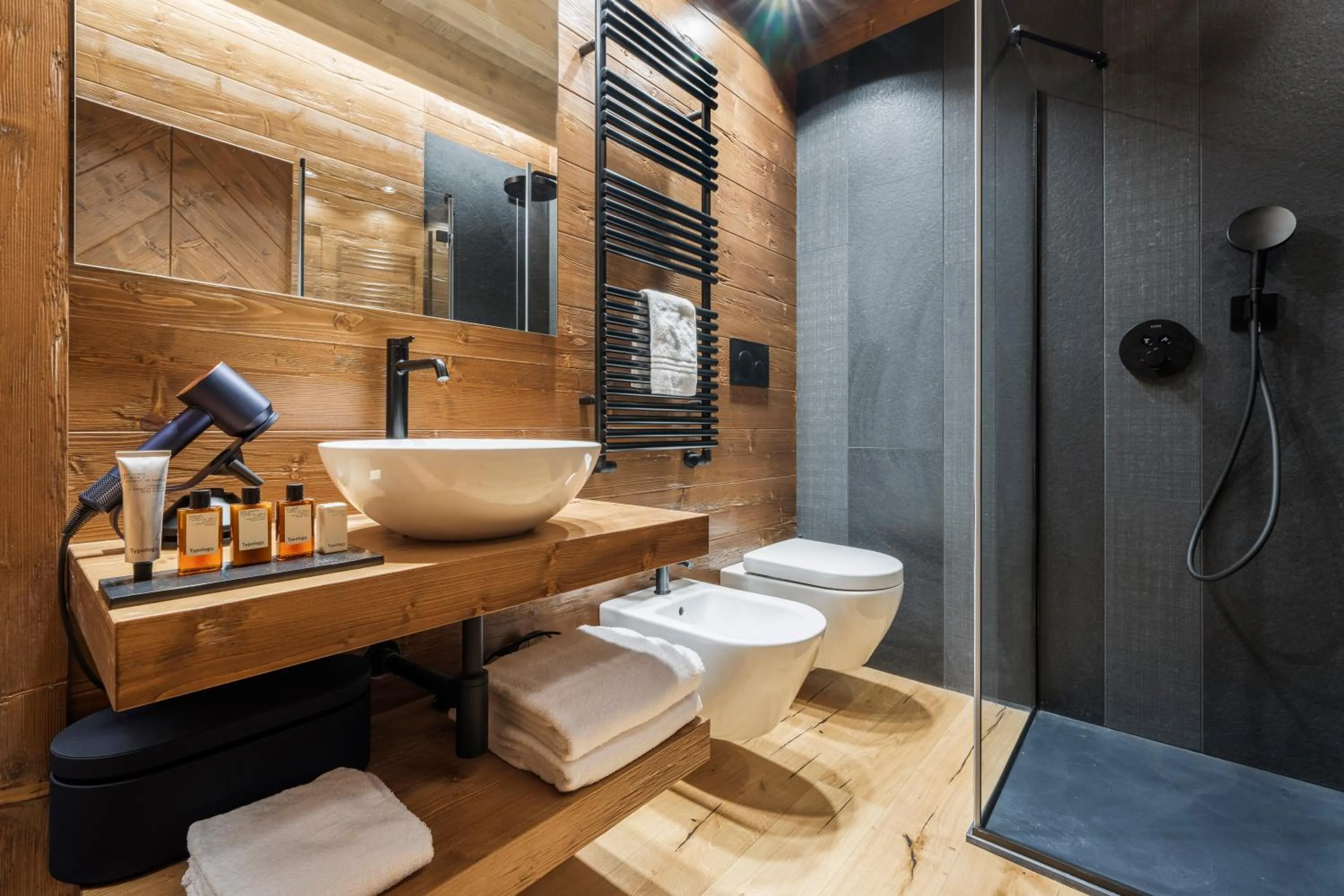 Shower in Casa Guargnè