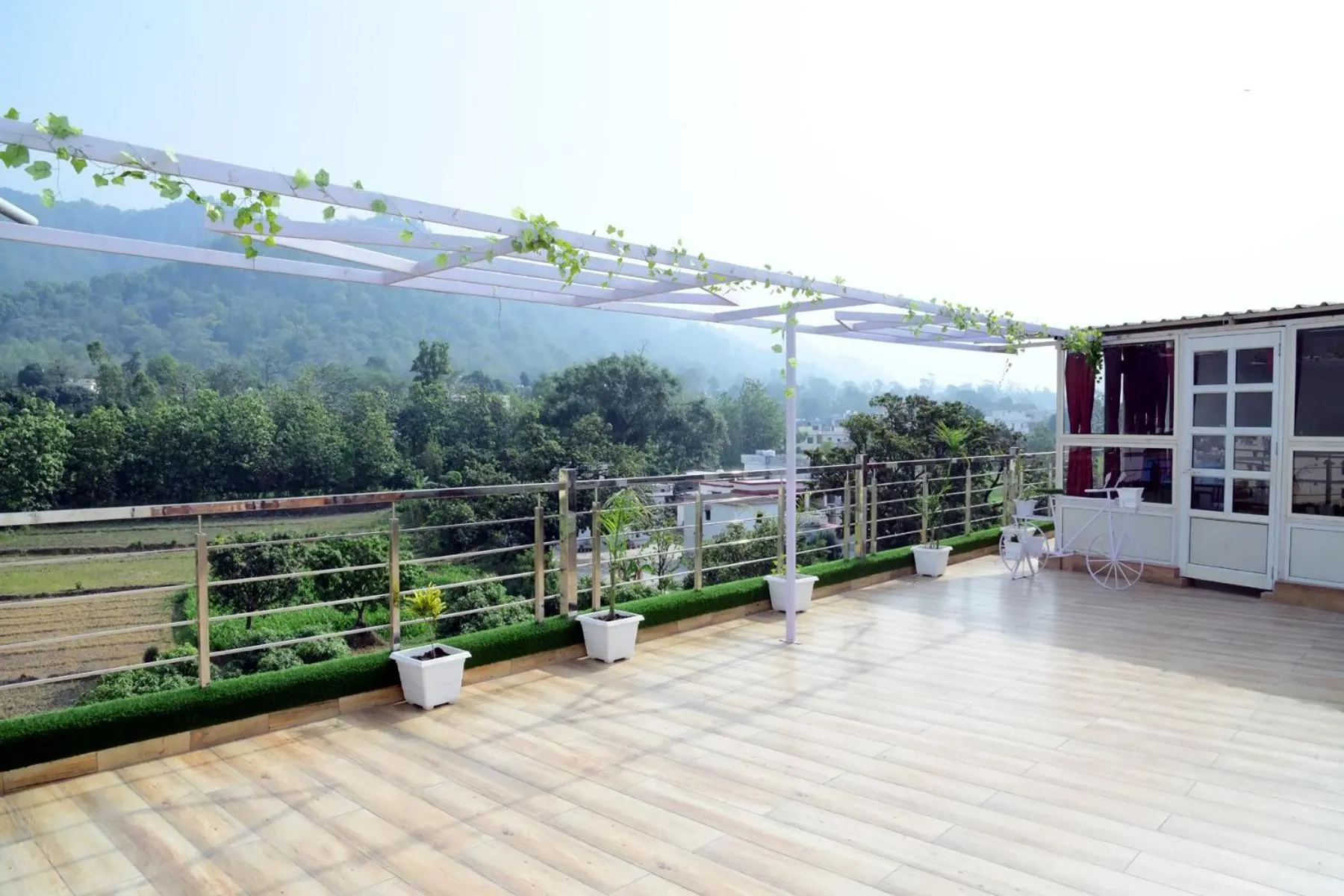 Hotel Mount View