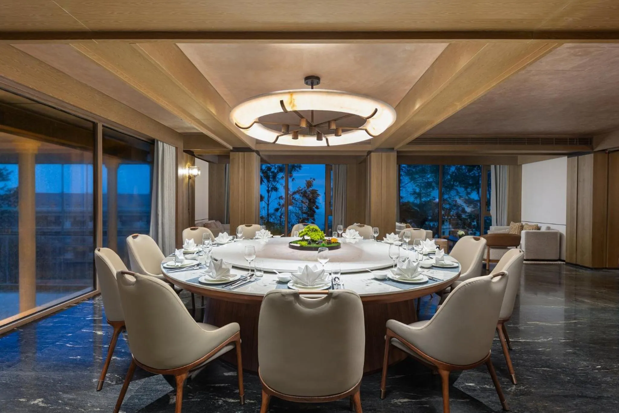 Restaurant/places to eat in voco Sanya Dadonghai by IHG