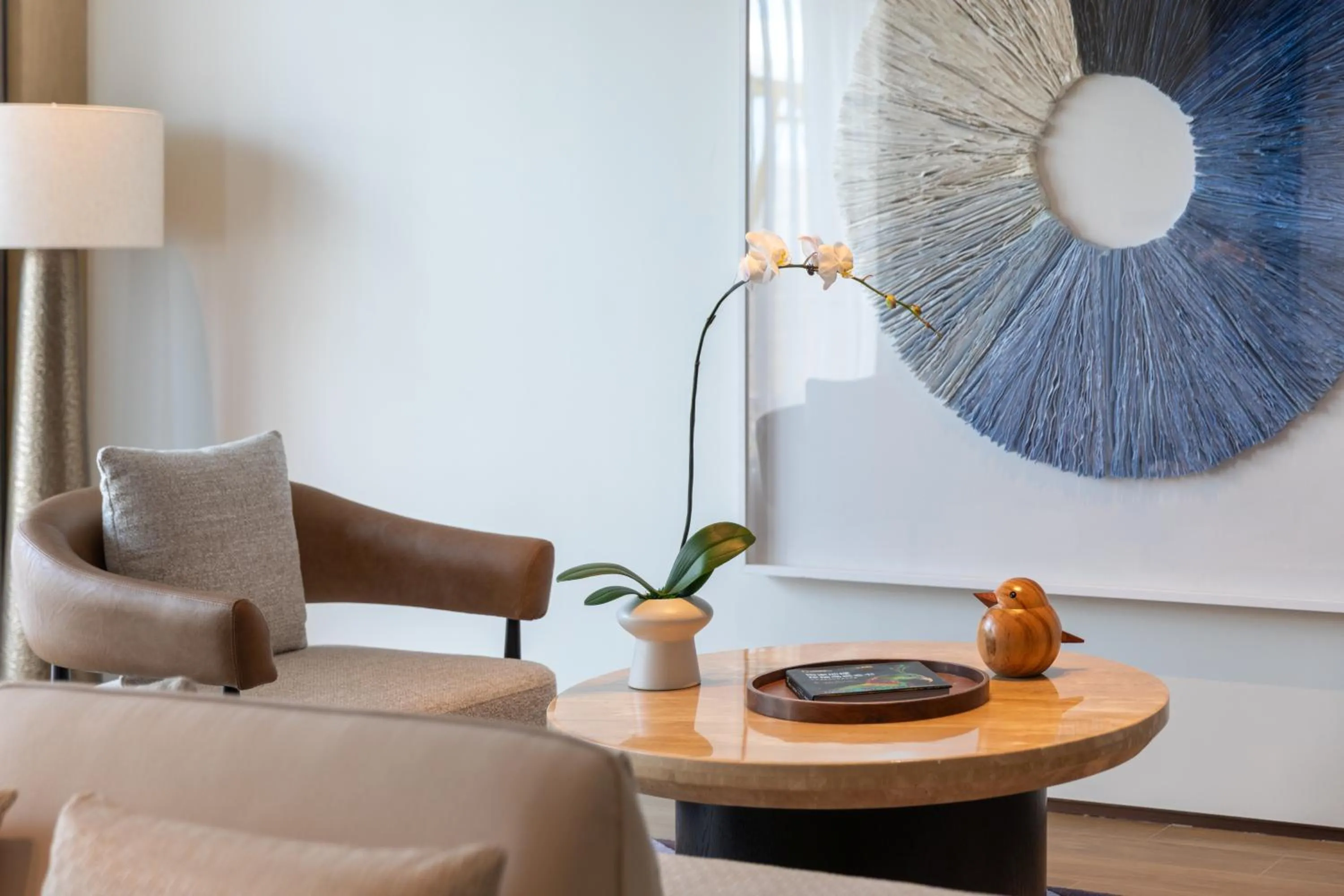 Living room in voco Sanya Dadonghai by IHG