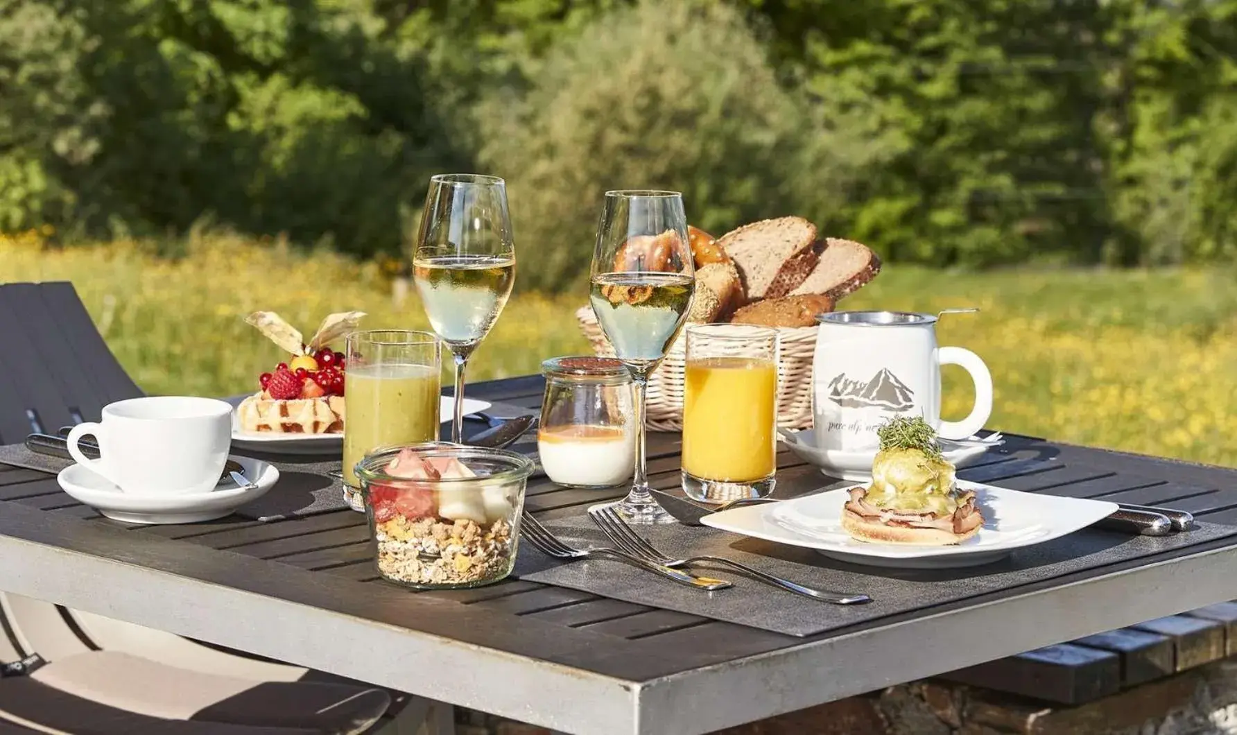 Breakfast in Kempinski Hotel Berchtesgaden Breakfast in Kempinski Hotel Berchtesgaden