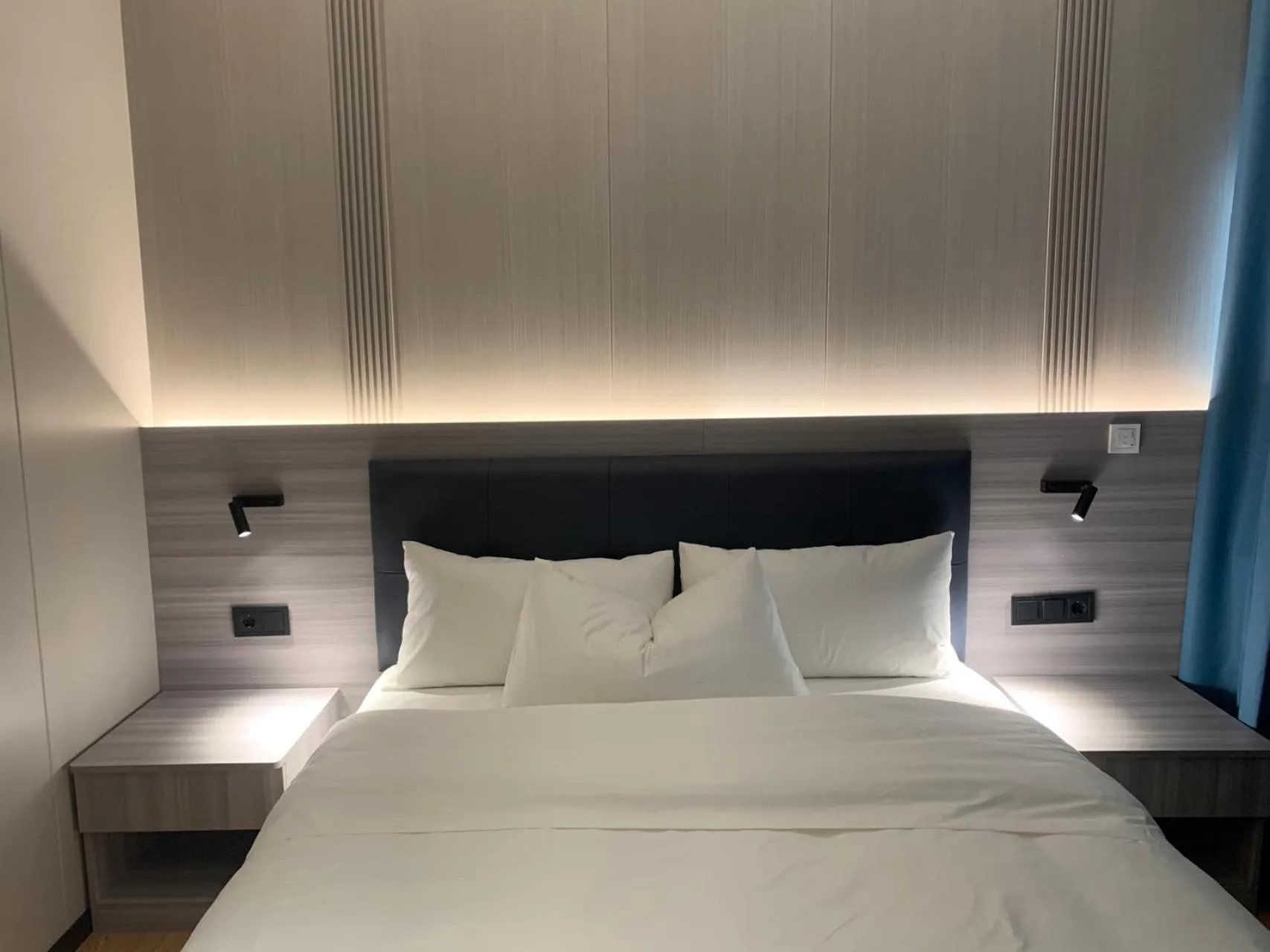 Bed in Mooncity Hotel & Boardinghouse