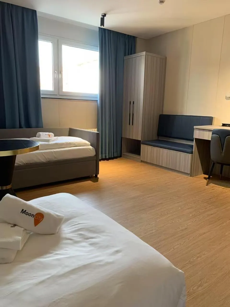 Bed in Mooncity Hotel & Boardinghouse