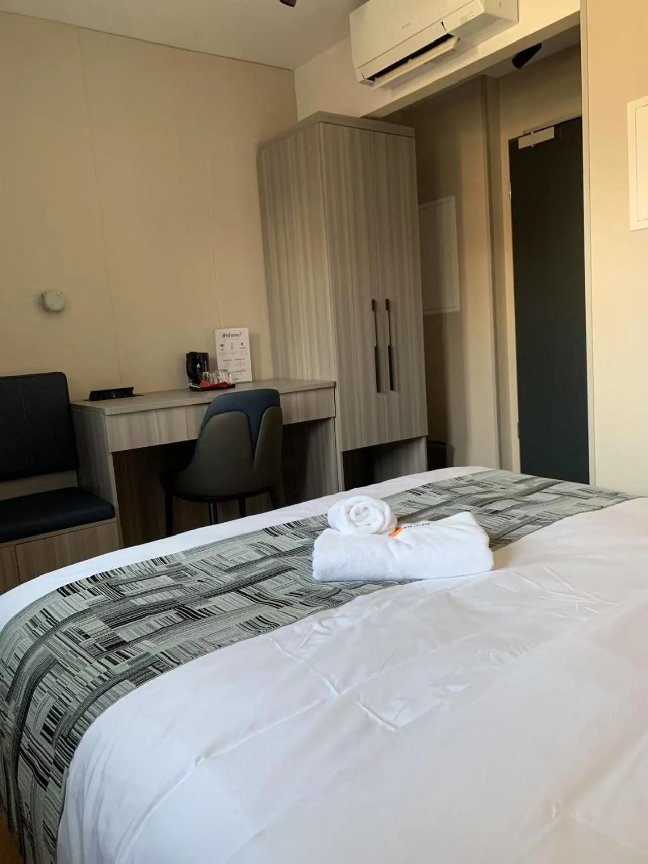 Bed in Mooncity Hotel & Boardinghouse