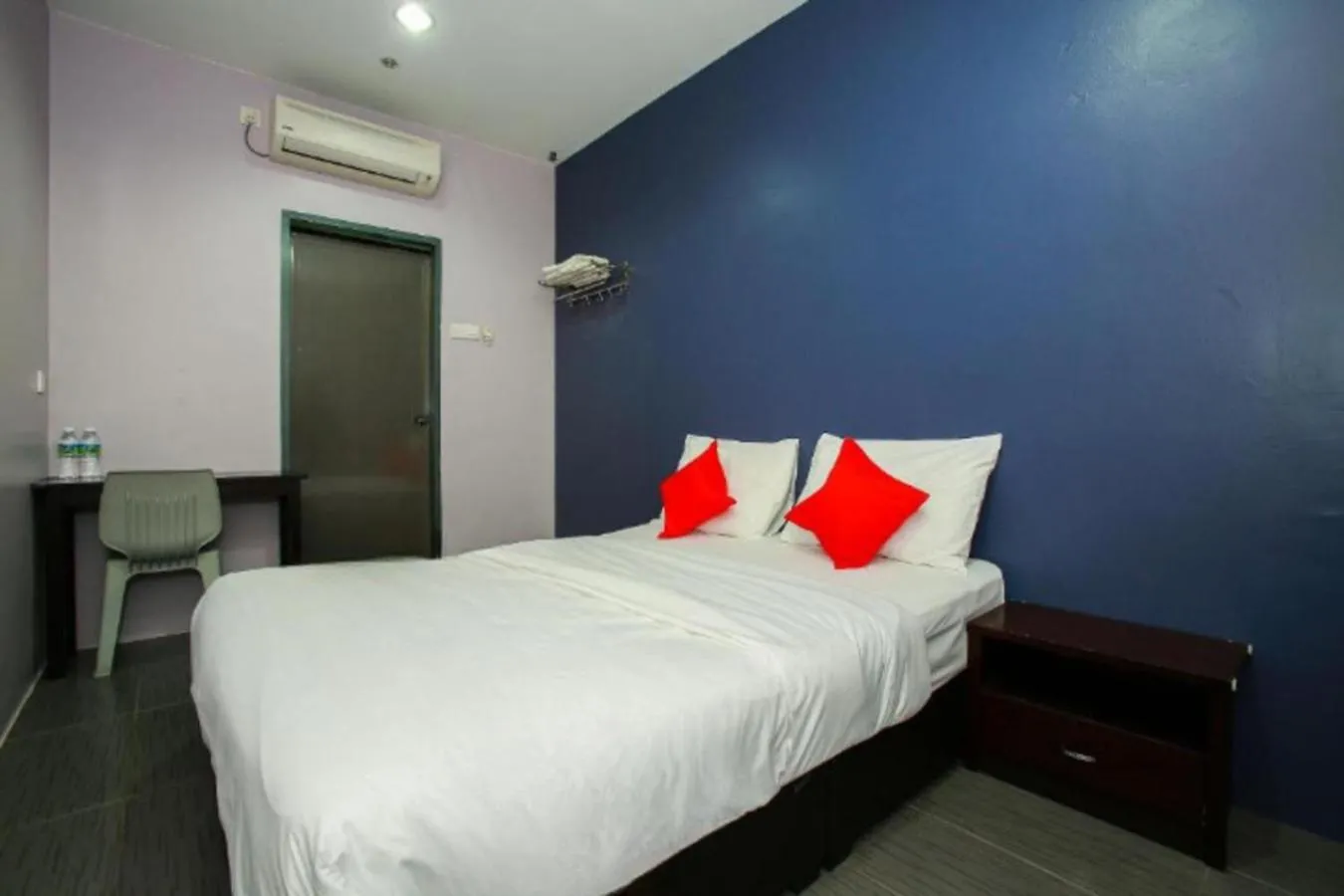 Bed in De Hotel