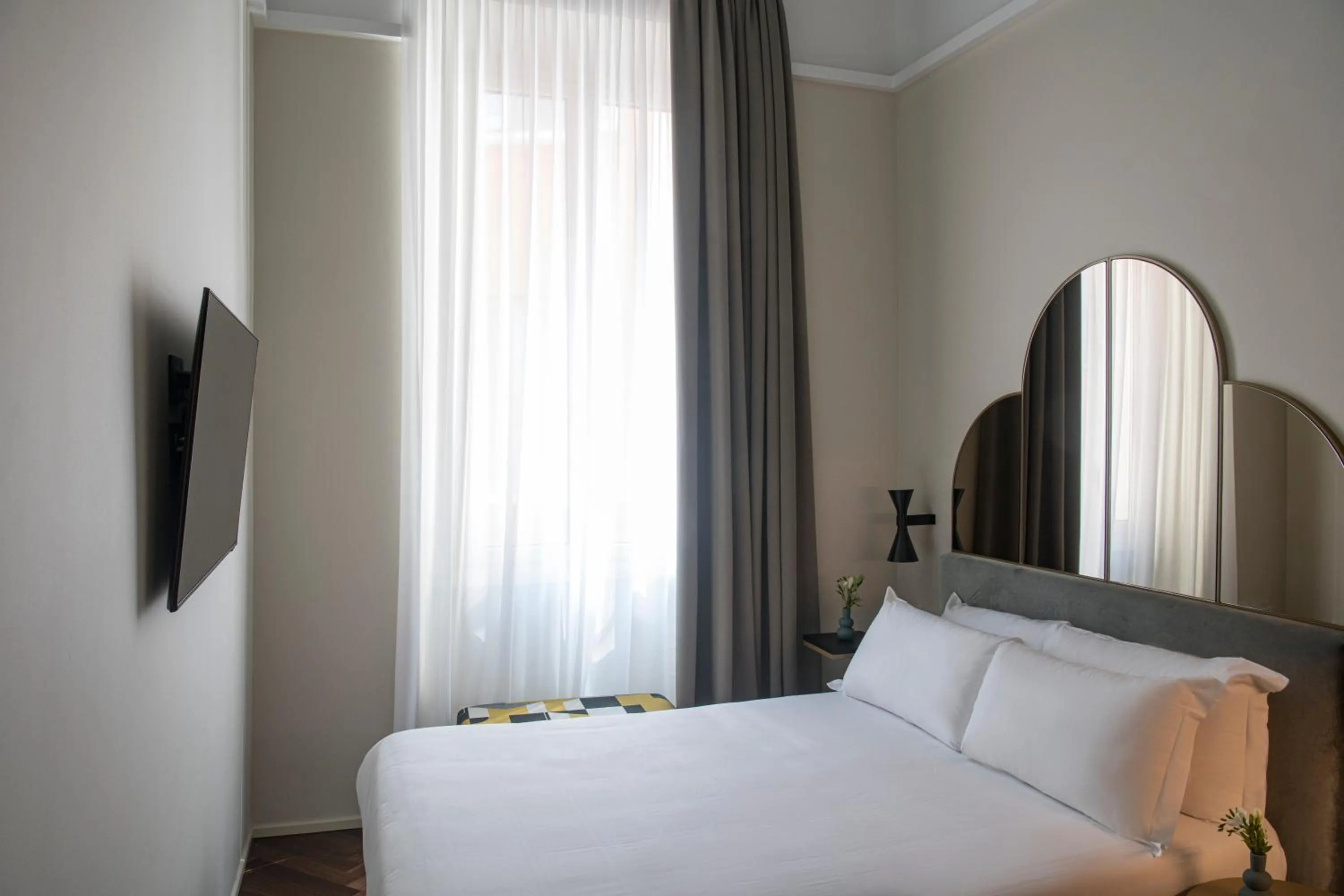 Bed in Palazzo Buenos Aires