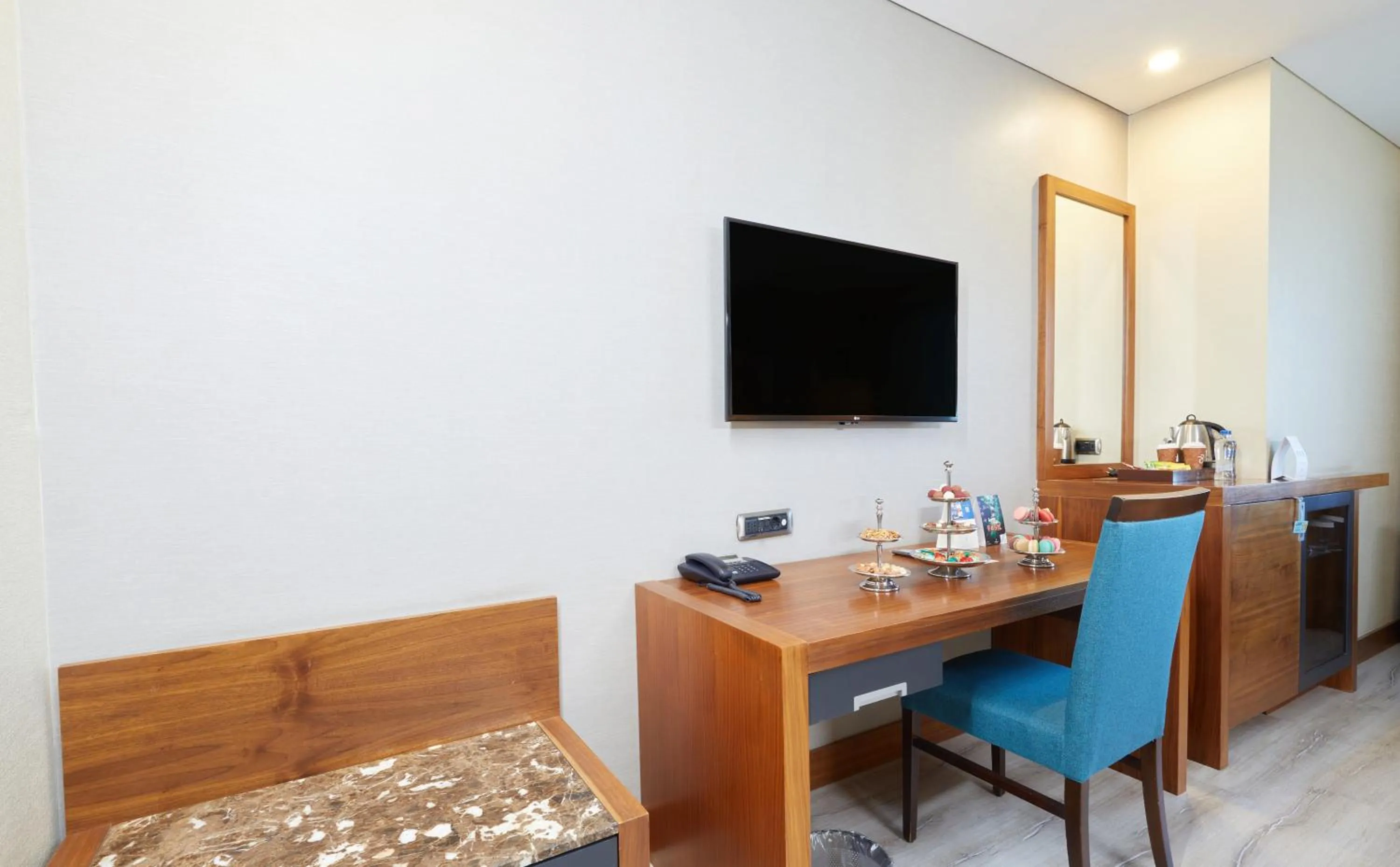 TV and multimedia in Dedeman Konya Hotel Convention Center