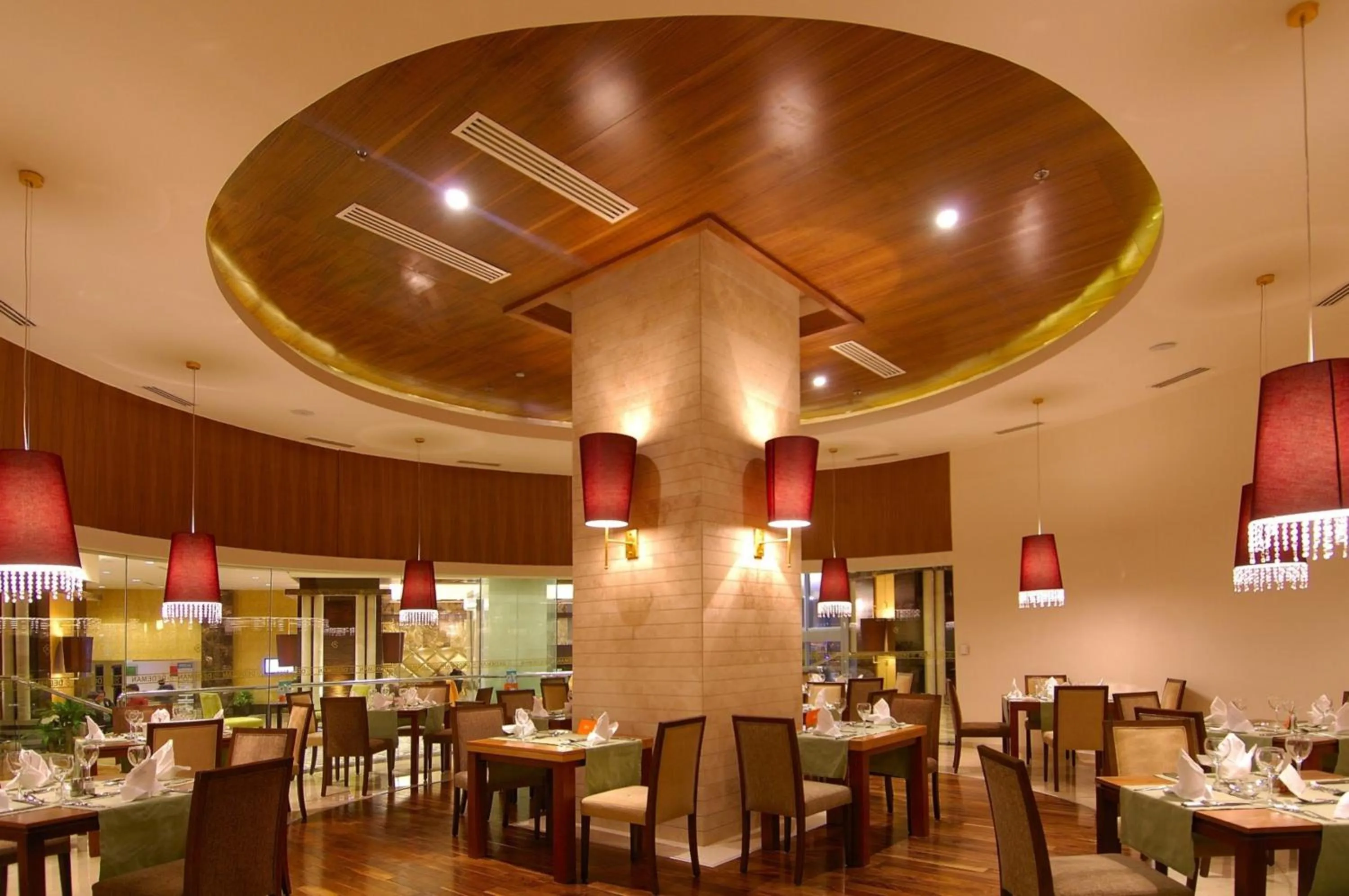 Restaurant/places to eat in Dedeman Konya Hotel Convention Center
