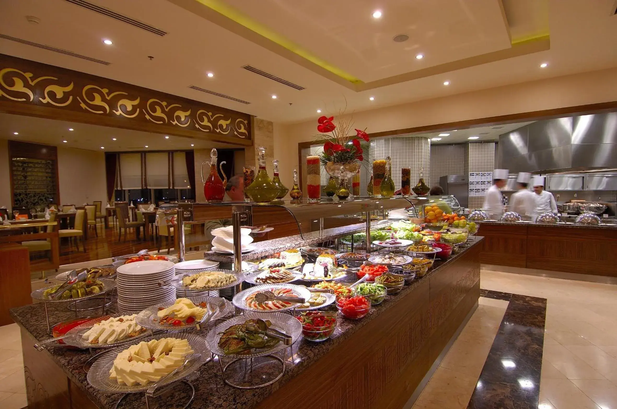 Restaurant/places to eat in Dedeman Konya Hotel Convention Center Restaurant/places to eat in Dedeman Konya Hotel Convention Center