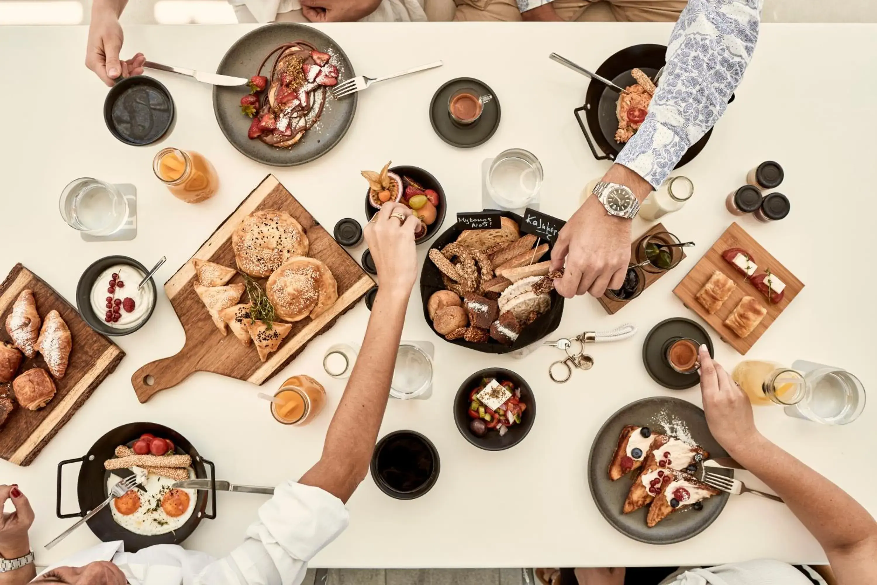 Restaurant/places to eat in Mykonos No5 Luxury Suites & Villas Restaurant/places to eat in Mykonos No5 Luxury Suites & Villas