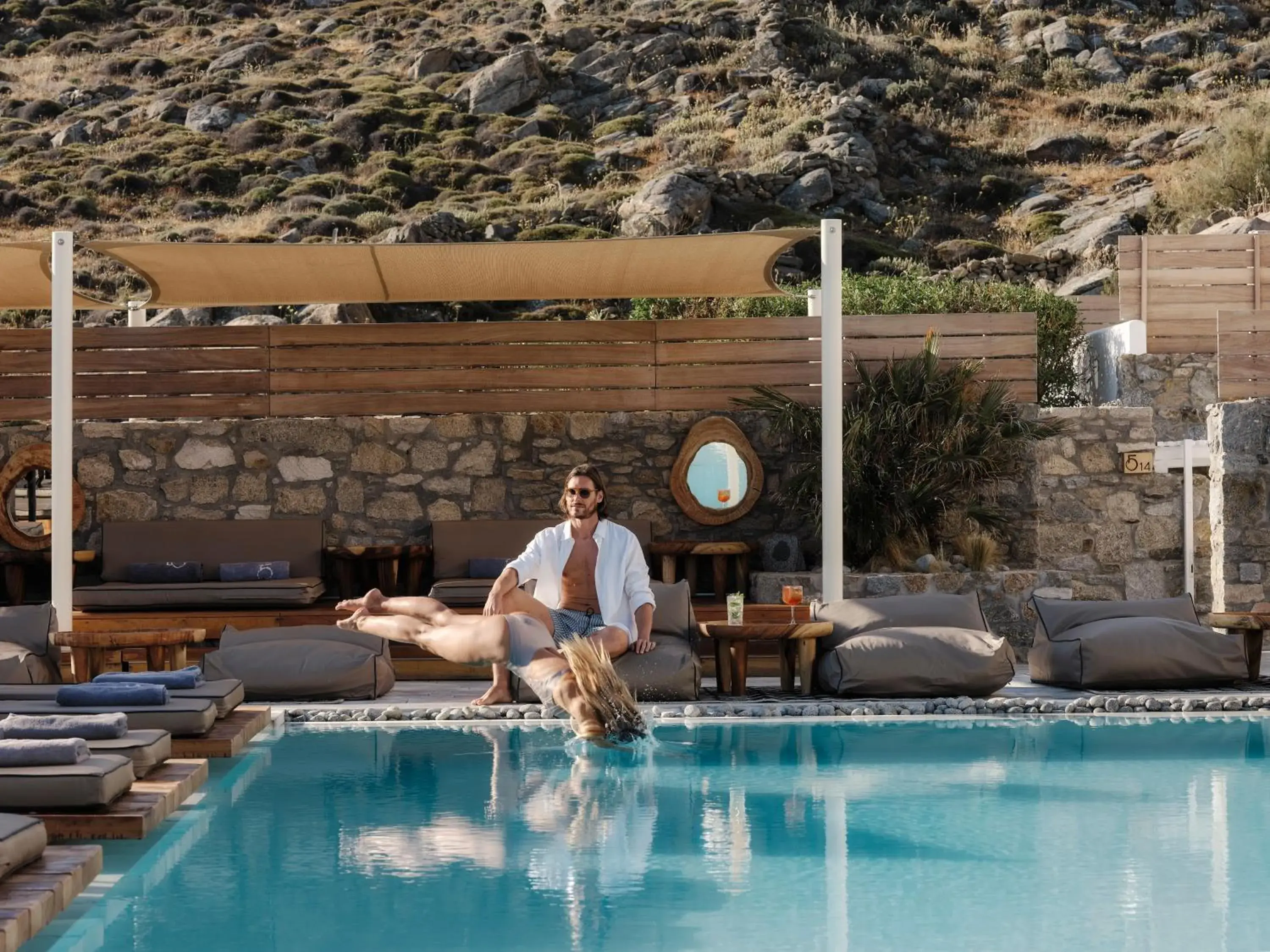 Swimming pool in Mykonos No5 Luxury Suites & Villas Swimming pool in Mykonos No5 Luxury Suites & Villas