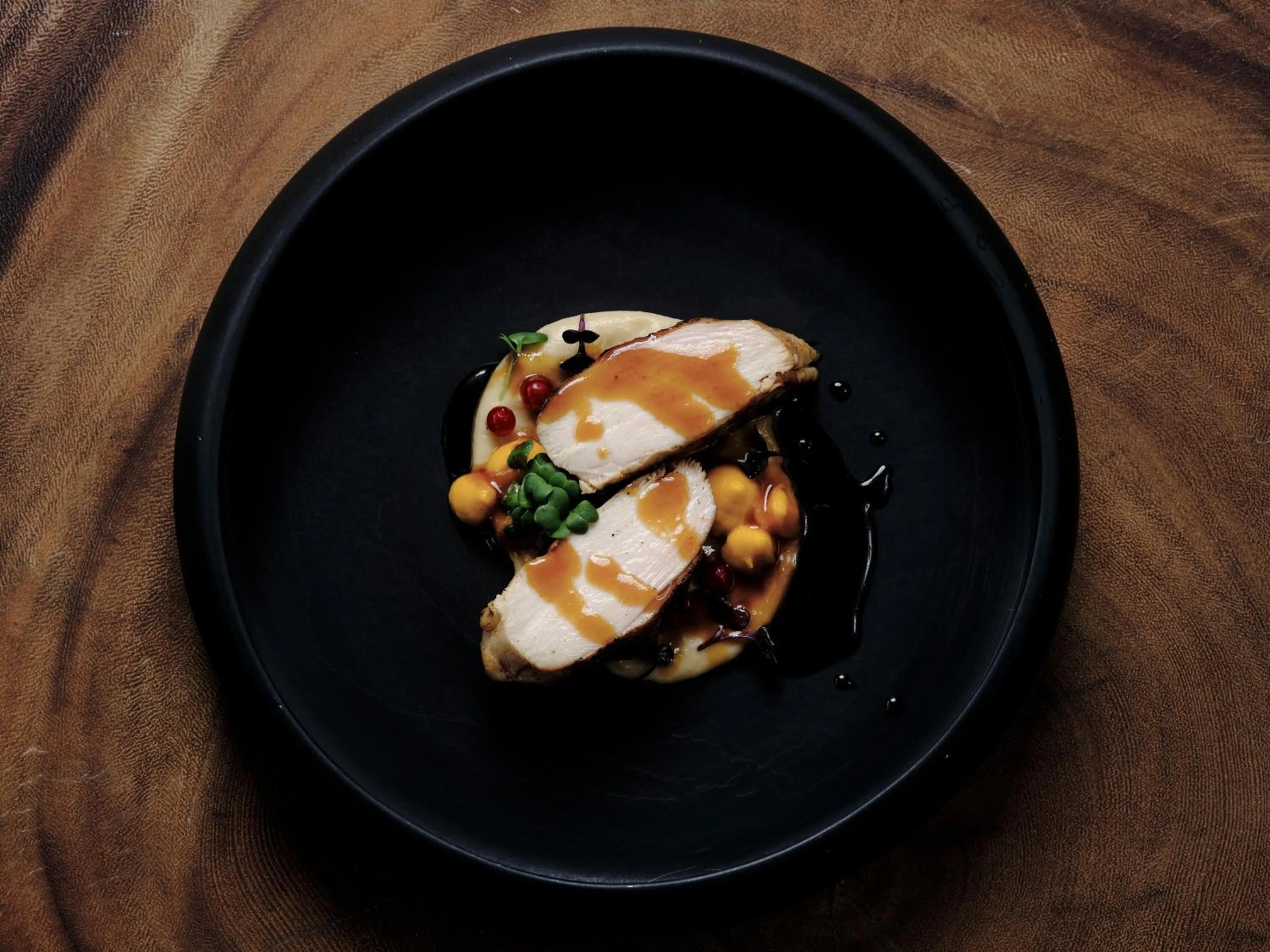 Restaurant/places to eat in Mykonos No5 Luxury Suites & Villas