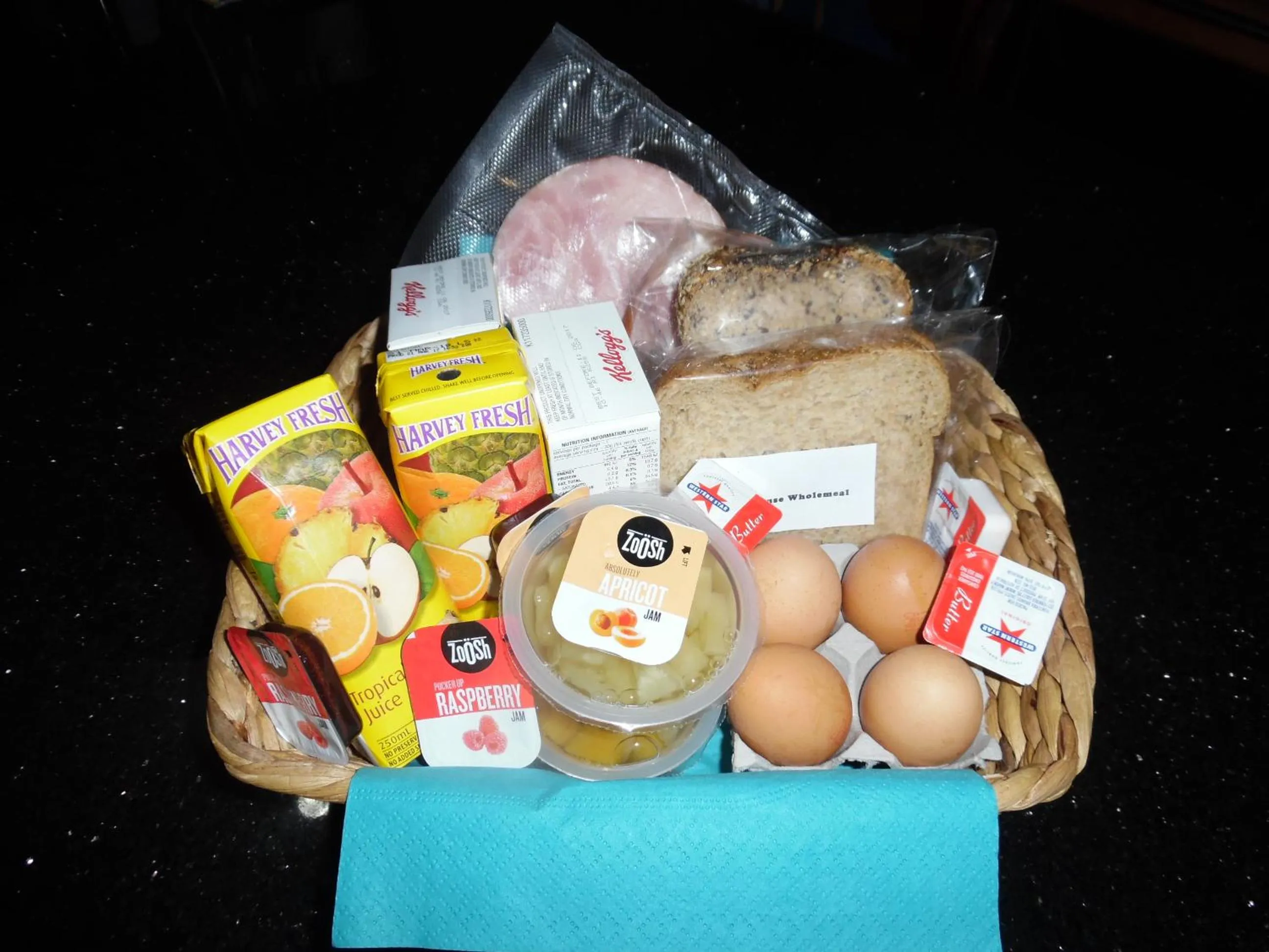 Food and drinks in On the Deck @ Shark Bay