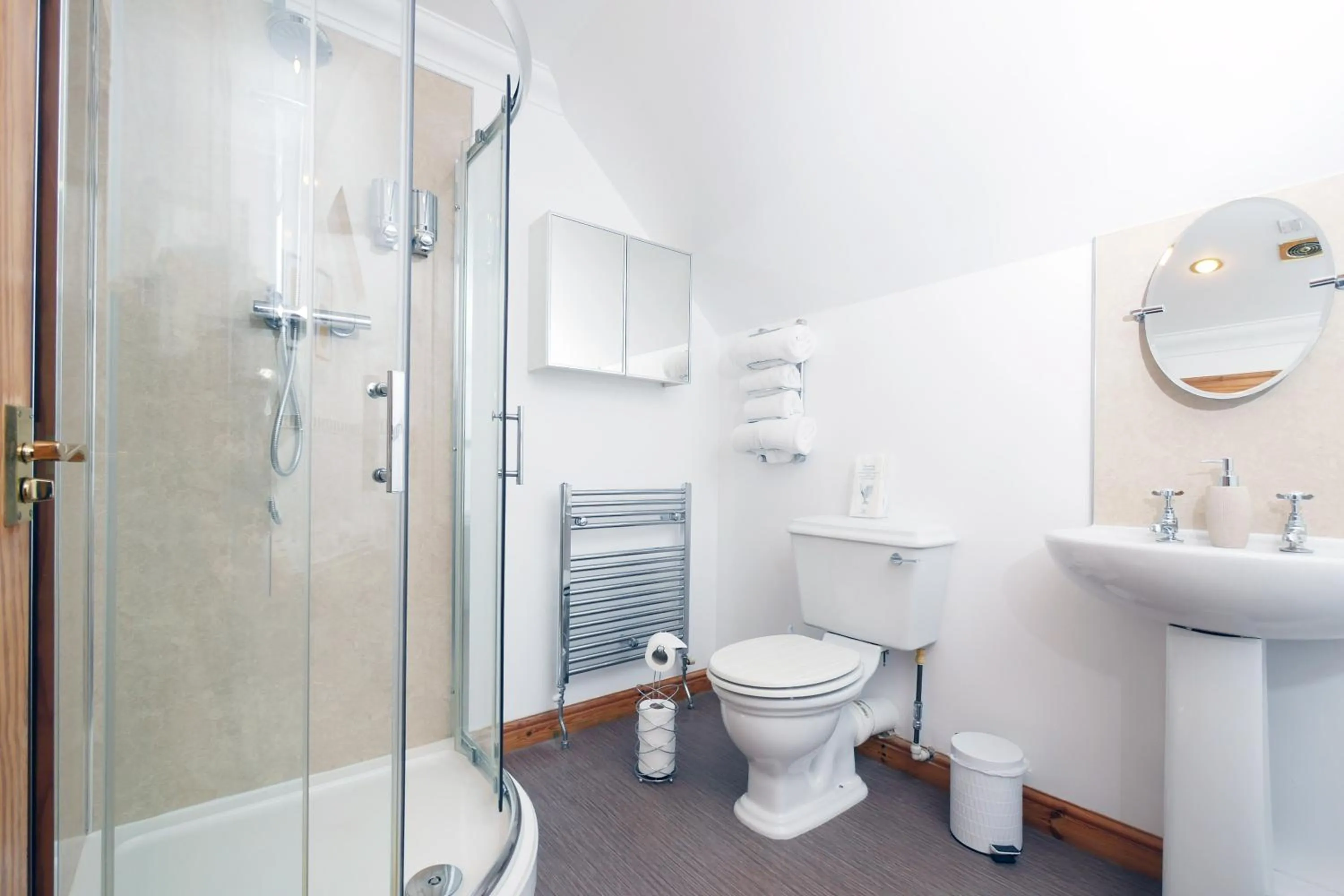 Bathroom in Culliss House B&B