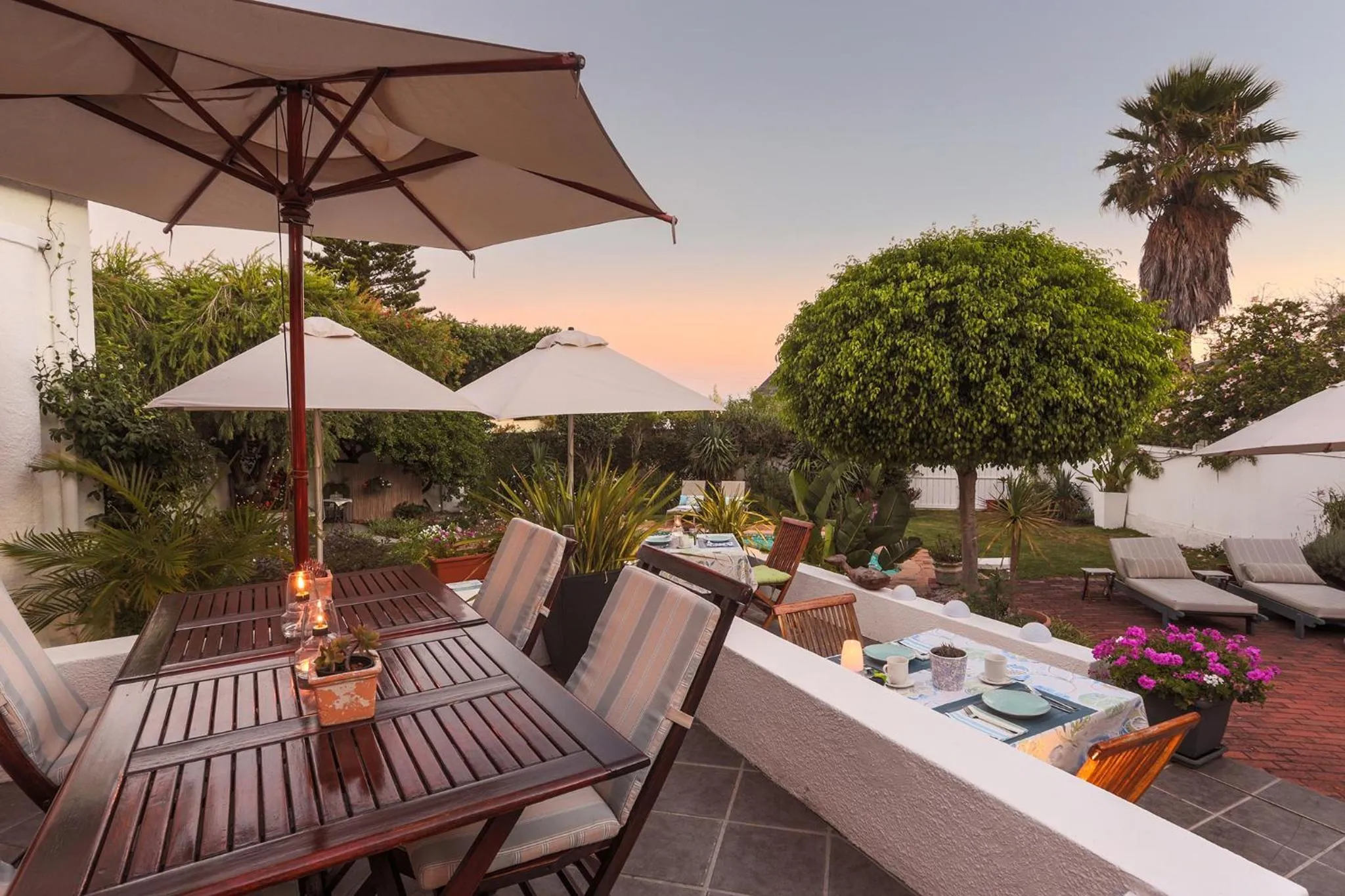 Breakfast in Walker Bay Manor Mansion PTY