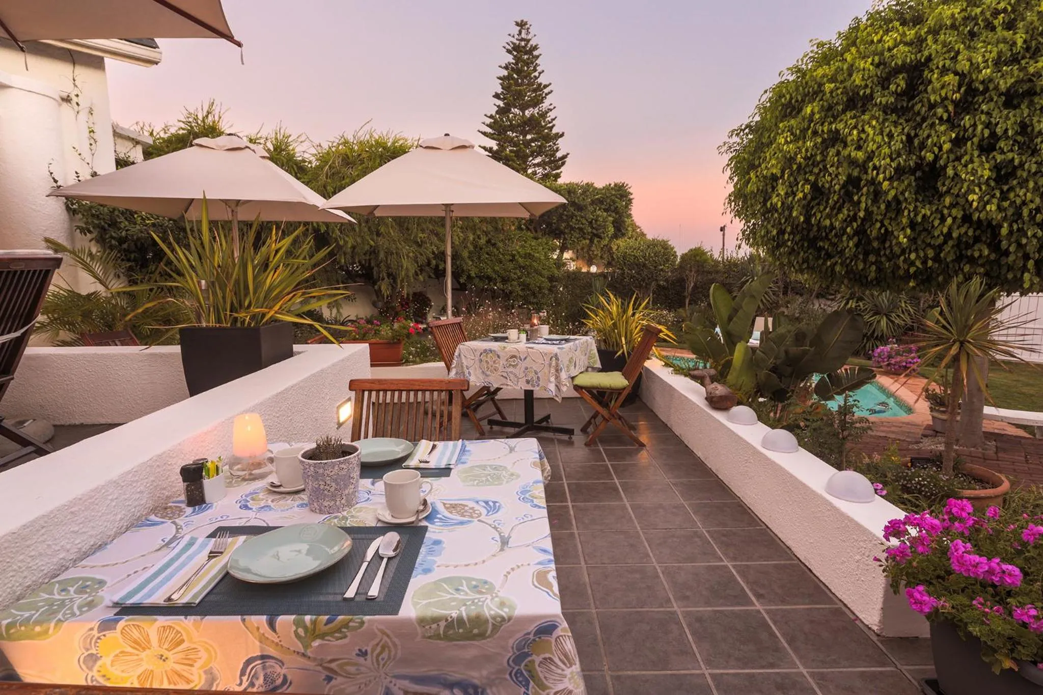 Breakfast in Walker Bay Manor Mansion PTY