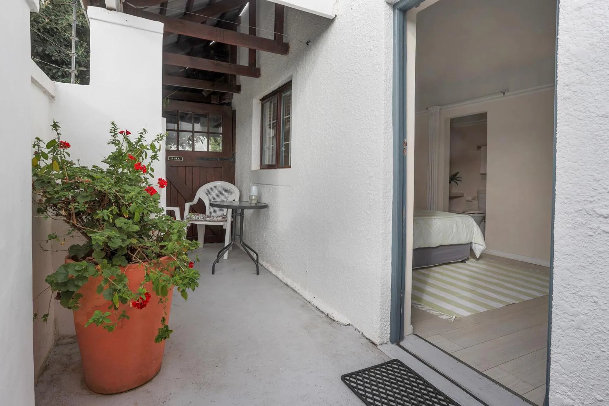 Balcony/Terrace in Walker Bay Manor Mansion PTY