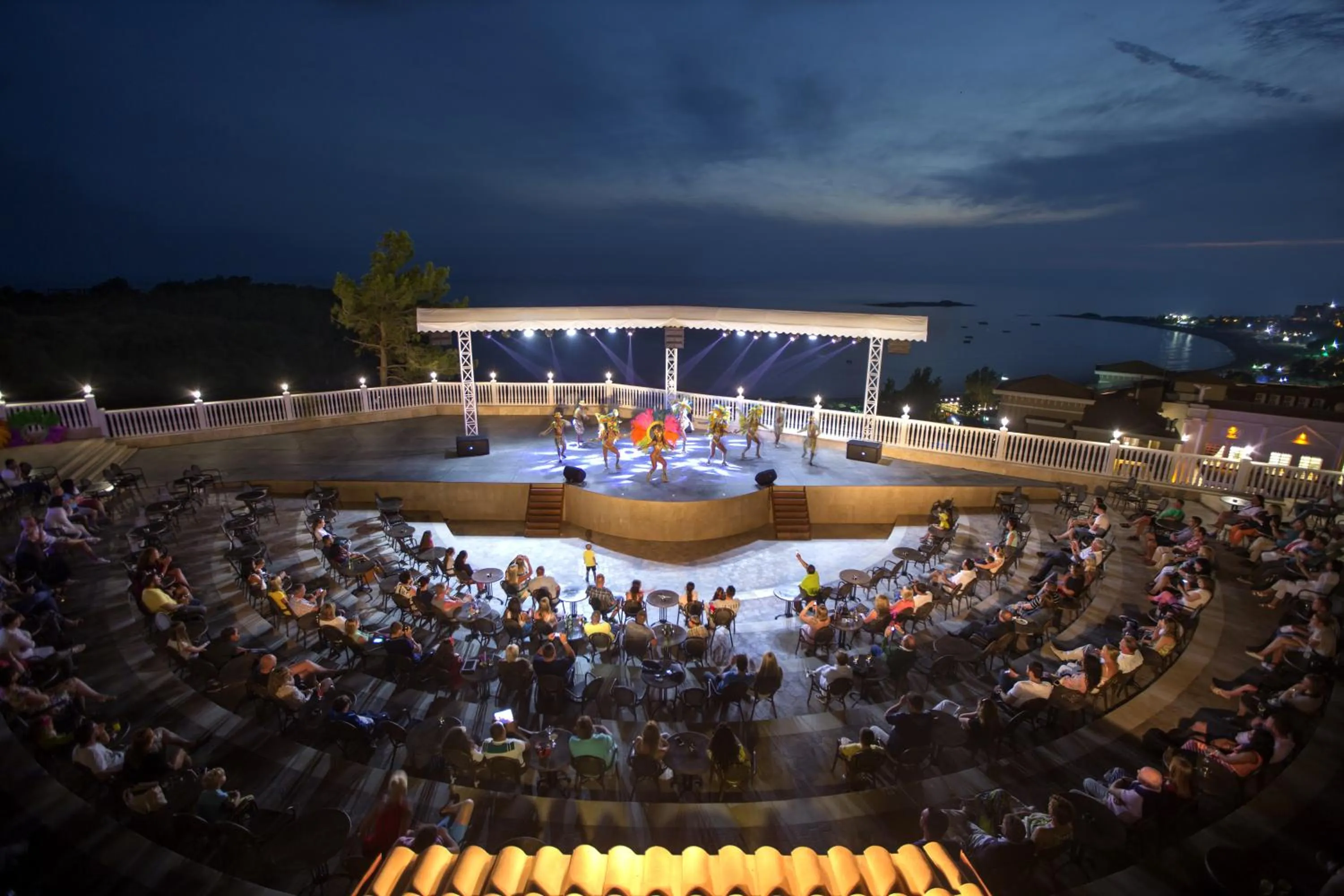 Entertainment in Litore Resort Hotel & Spa - Ultra All Inclusive