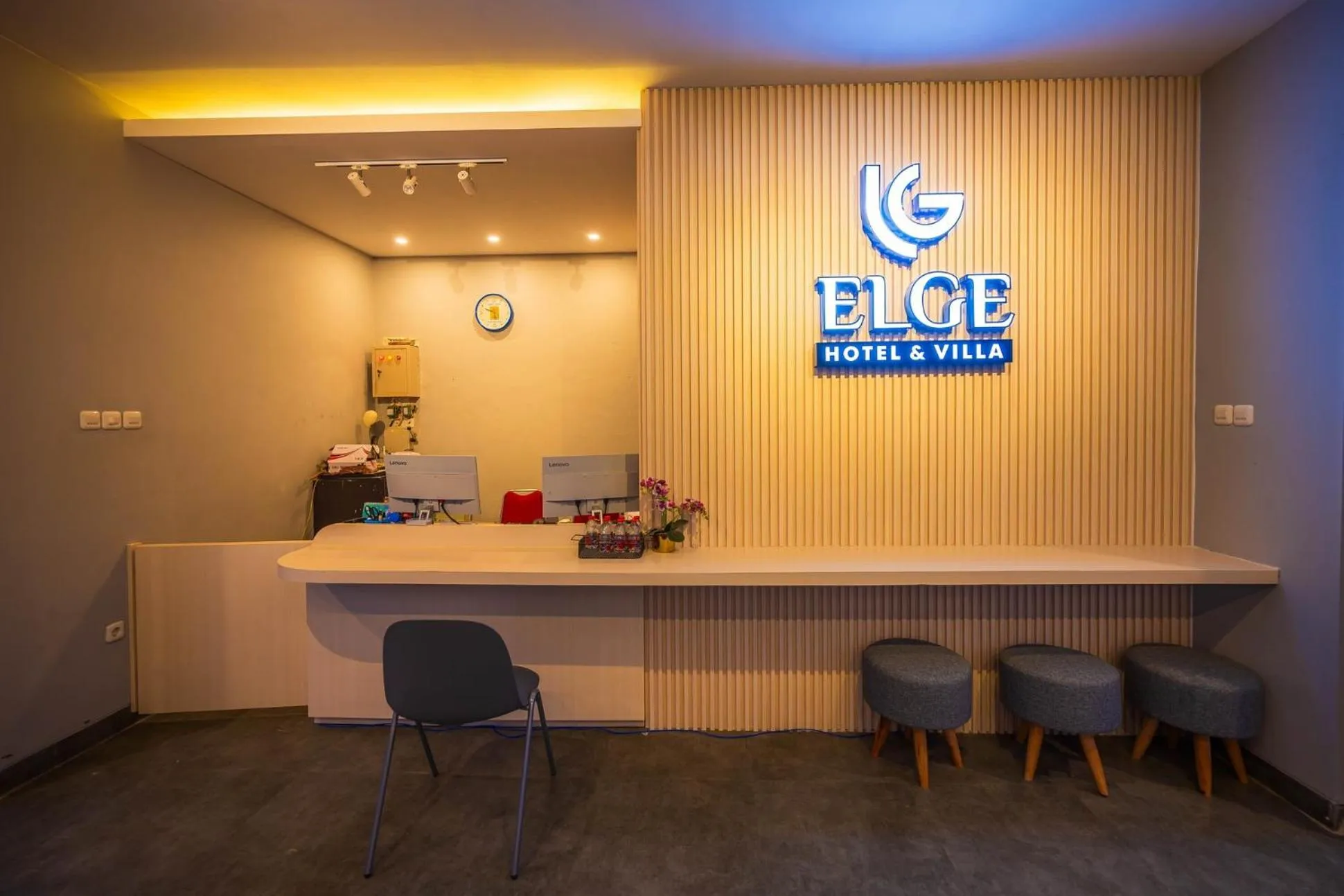 Elge Hotel and Villa Sarangan