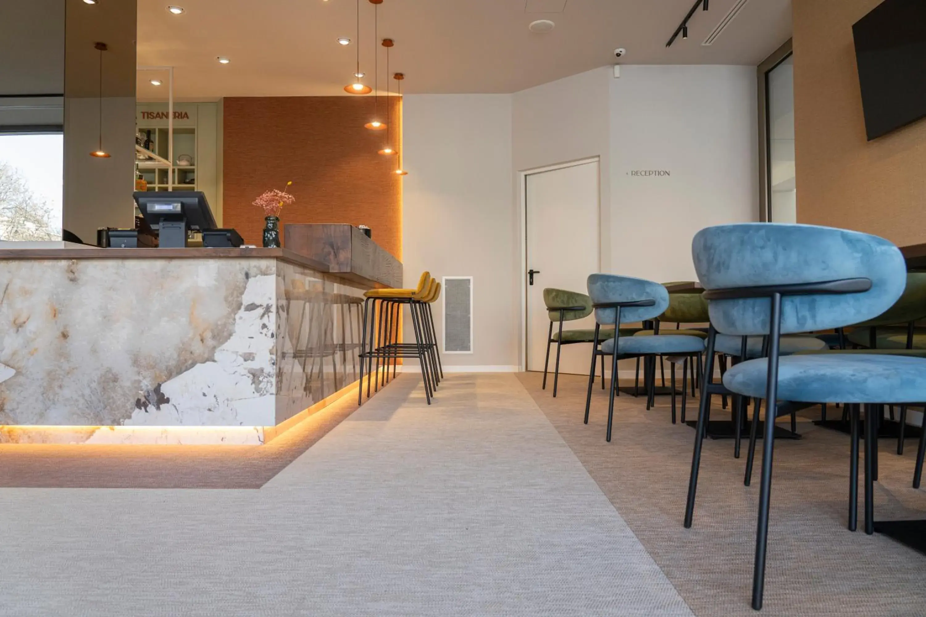 Restaurant/places to eat in BISCARDI Hotel Restaurant/places to eat in BISCARDI Hotel