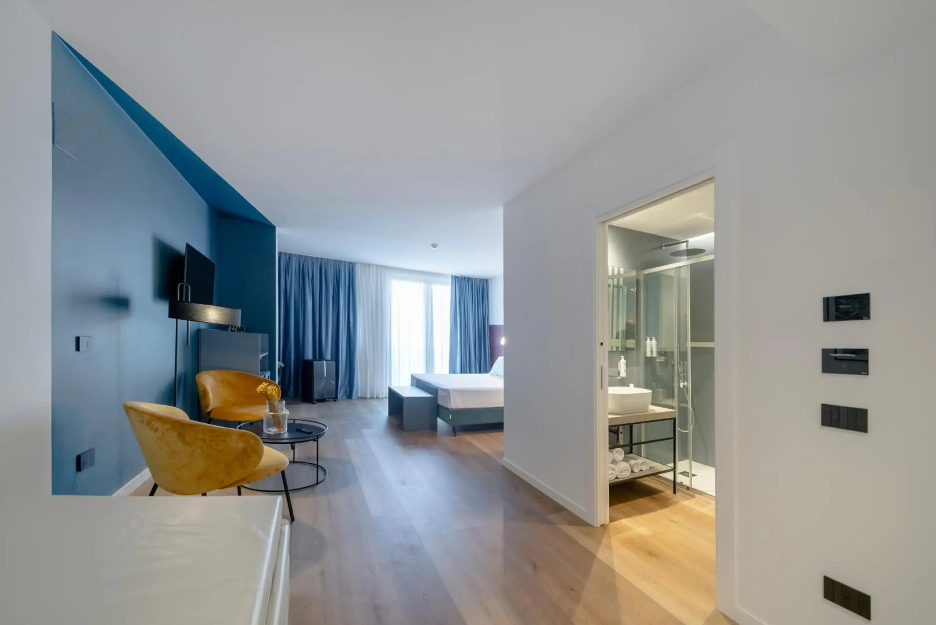 Photo of the whole room, Bed in BISCARDI Hotel Photo of the whole room, Bed in BISCARDI Hotel