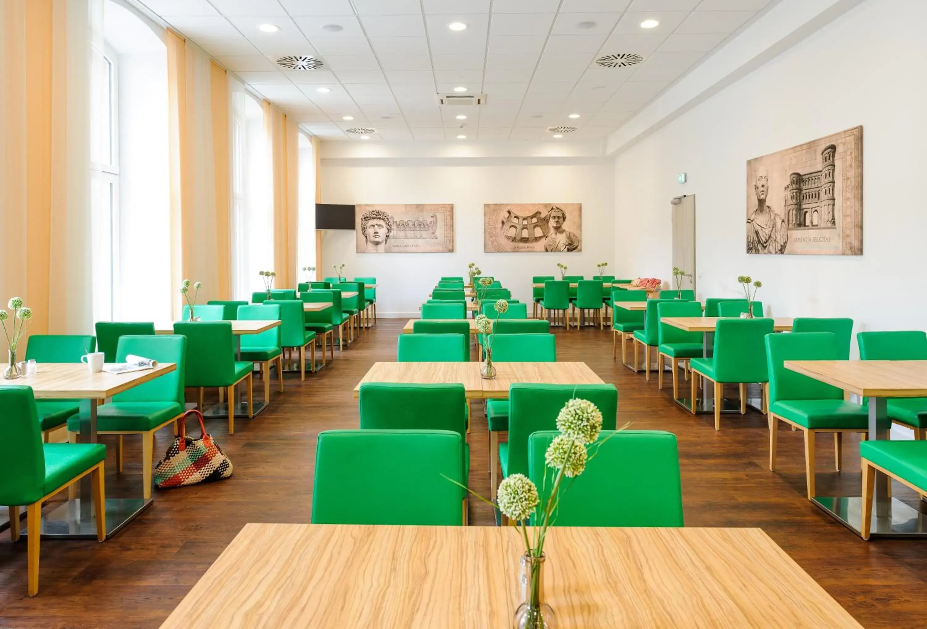 Restaurant/places to eat in Ibis Styles Trier Restaurant/places to eat in Ibis Styles Trier