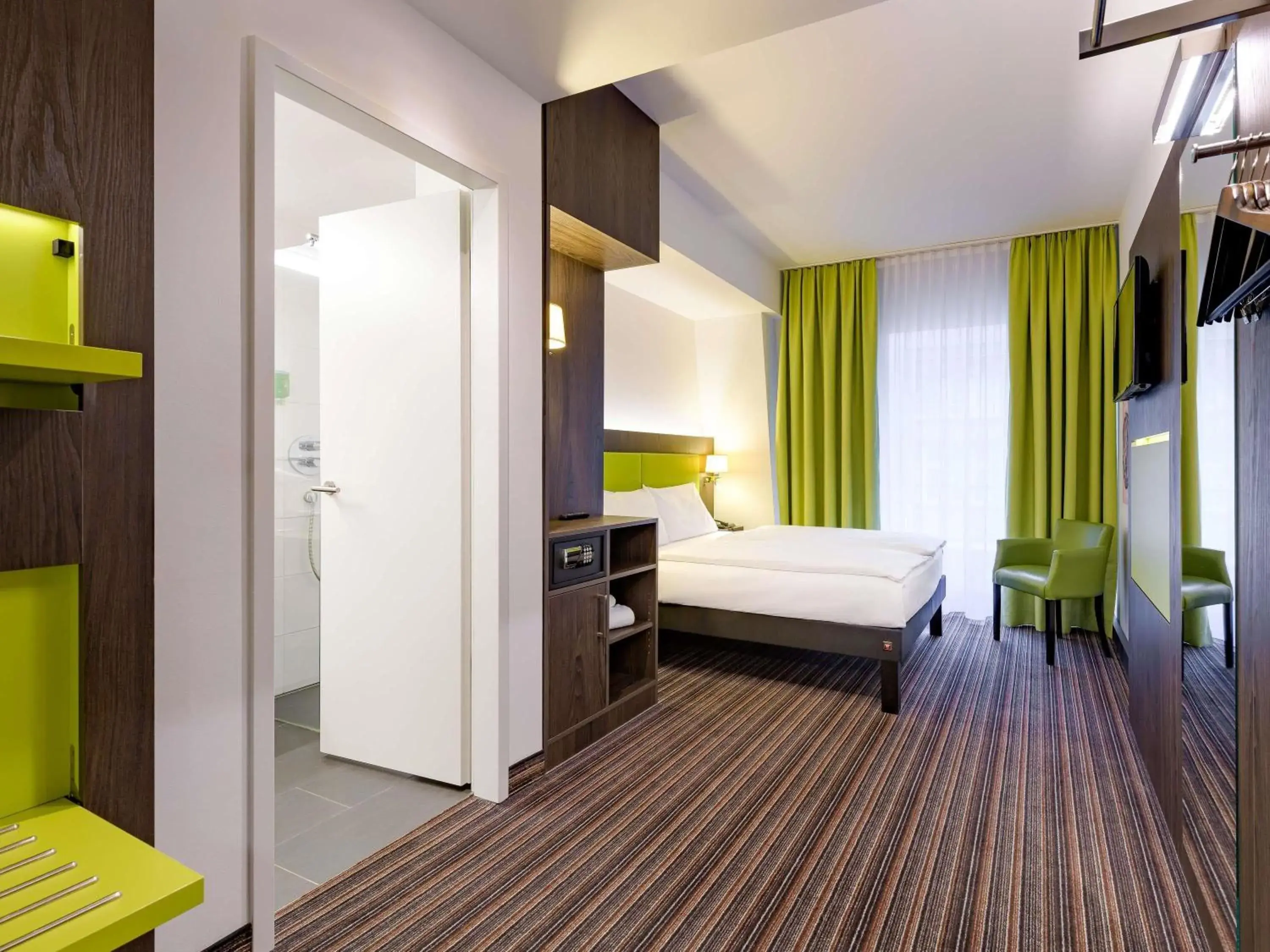 Property building, Bed in Ibis Styles Trier Property building, Bed in Ibis Styles Trier
