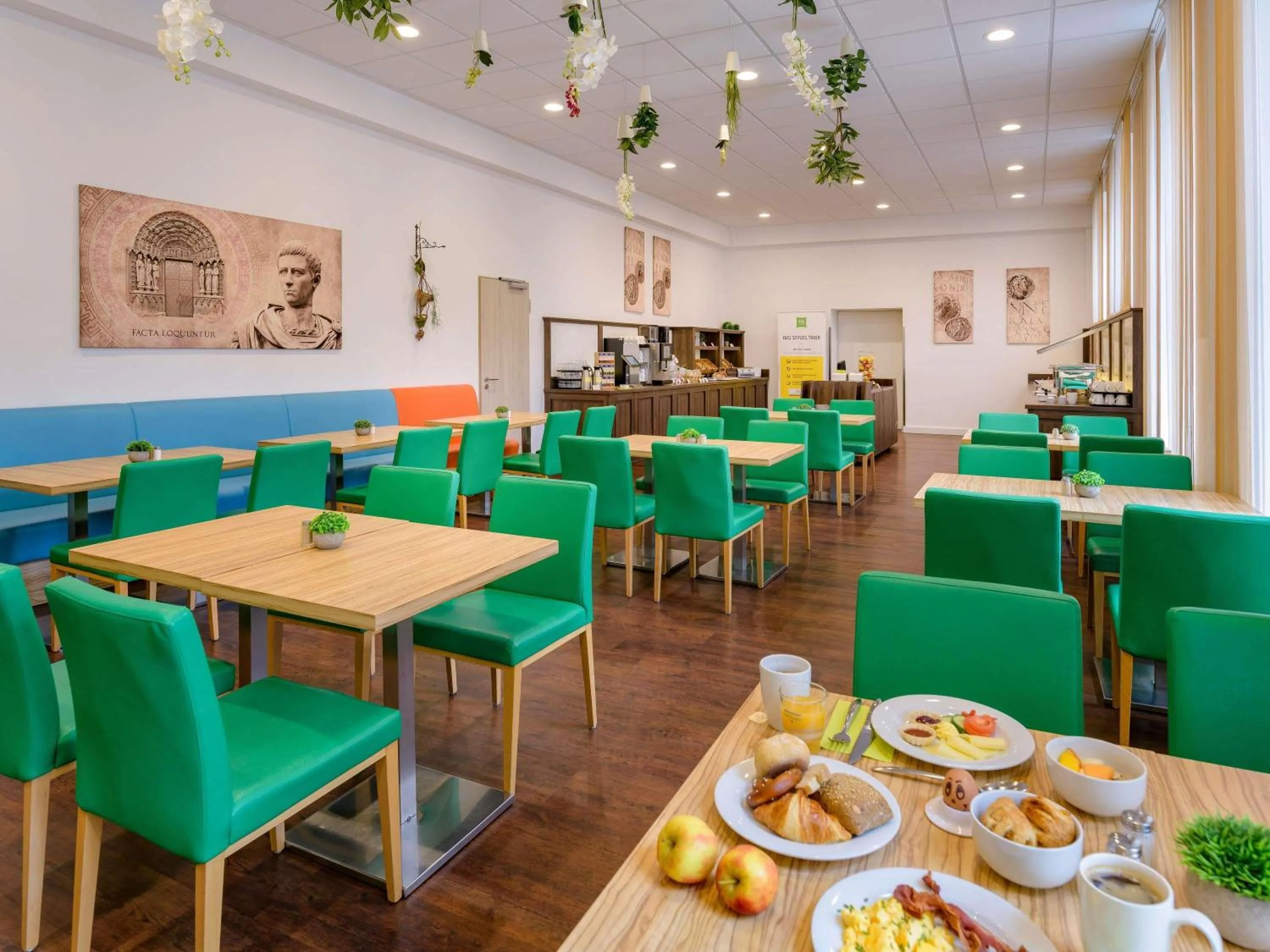 Breakfast in Ibis Styles Trier