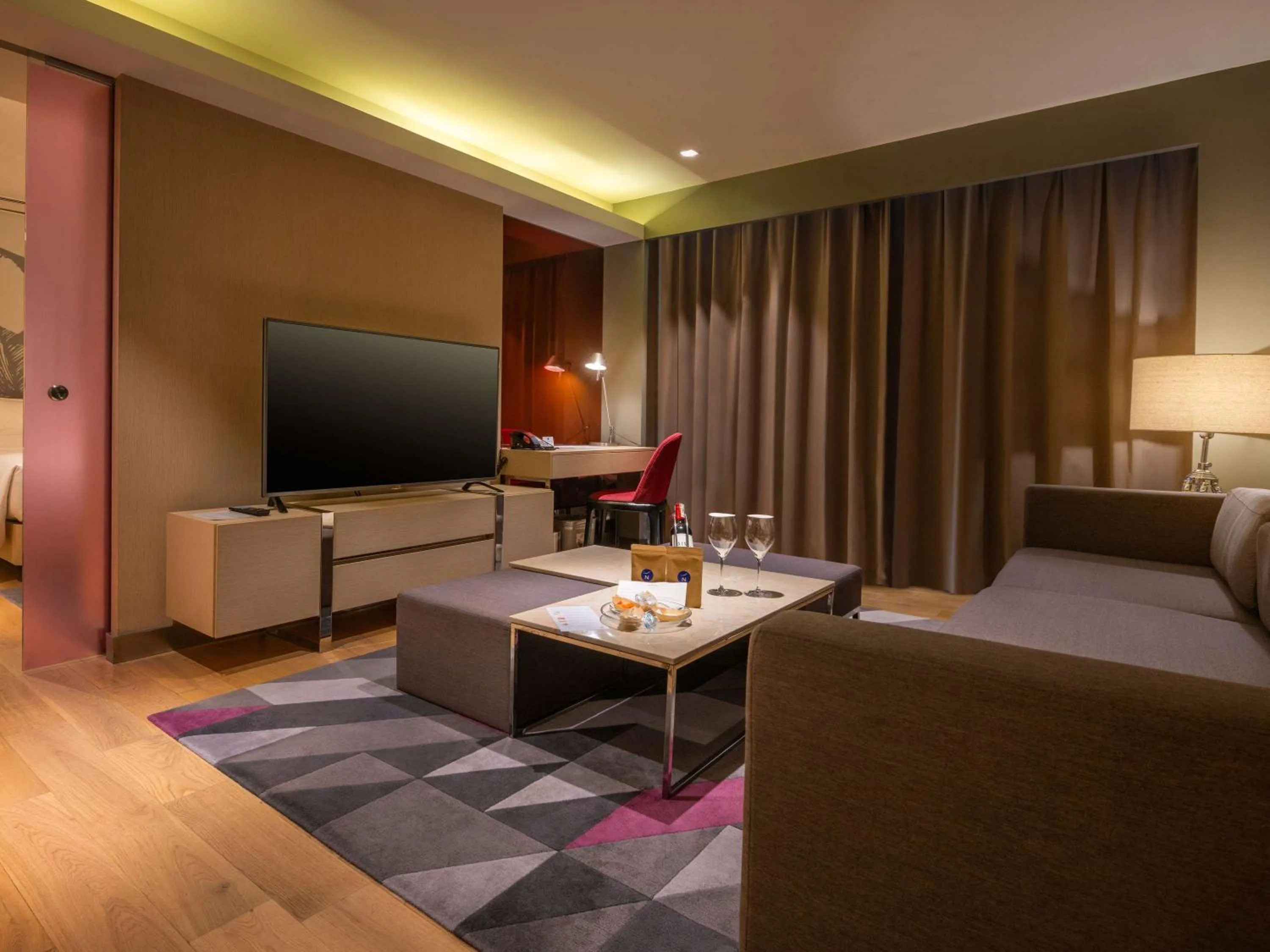 Bedroom in Novotel Manila Araneta City Hotel