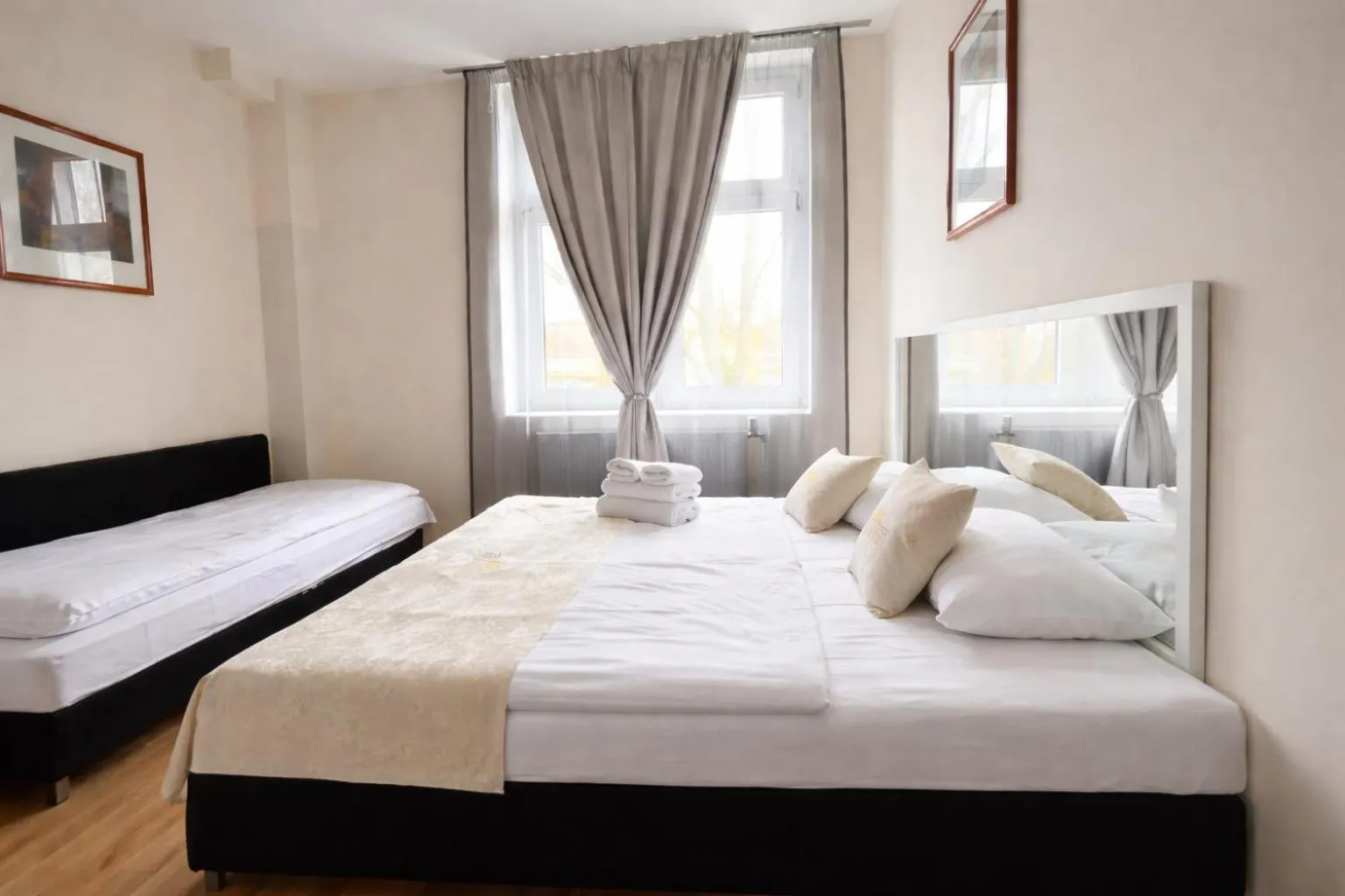Family Room in Sonne Hotel