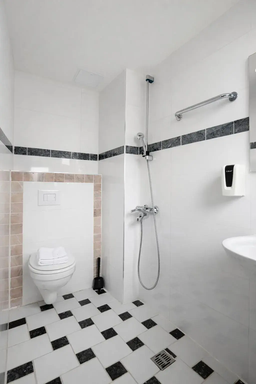 Double Room - single occupancy in Sonne Hotel Double Room - single occupancy in Sonne Hotel