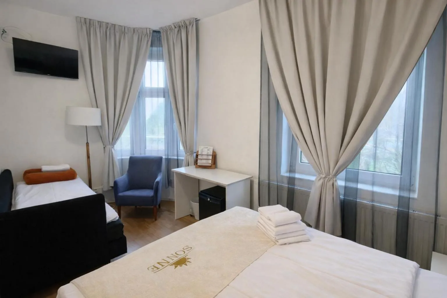 Sonne Hotel