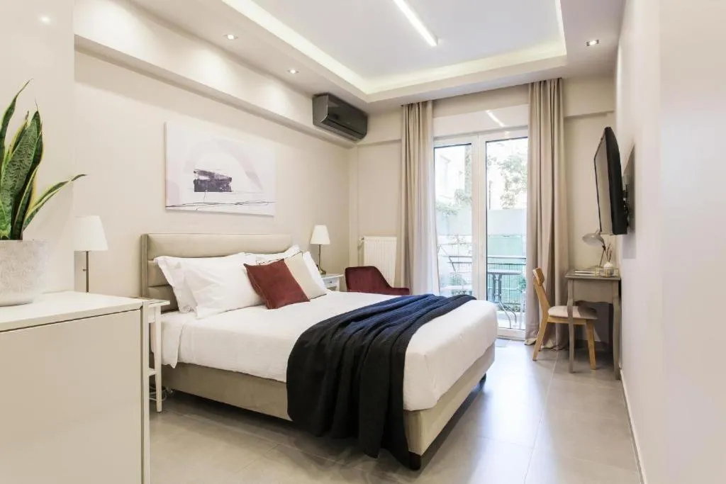 Bed in Tranquil Studio in Pangrati Athens Center