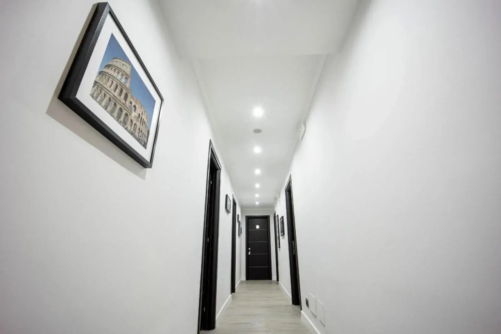 Facade/entrance in Seven Kings Relais Facade/entrance in Seven Kings Relais