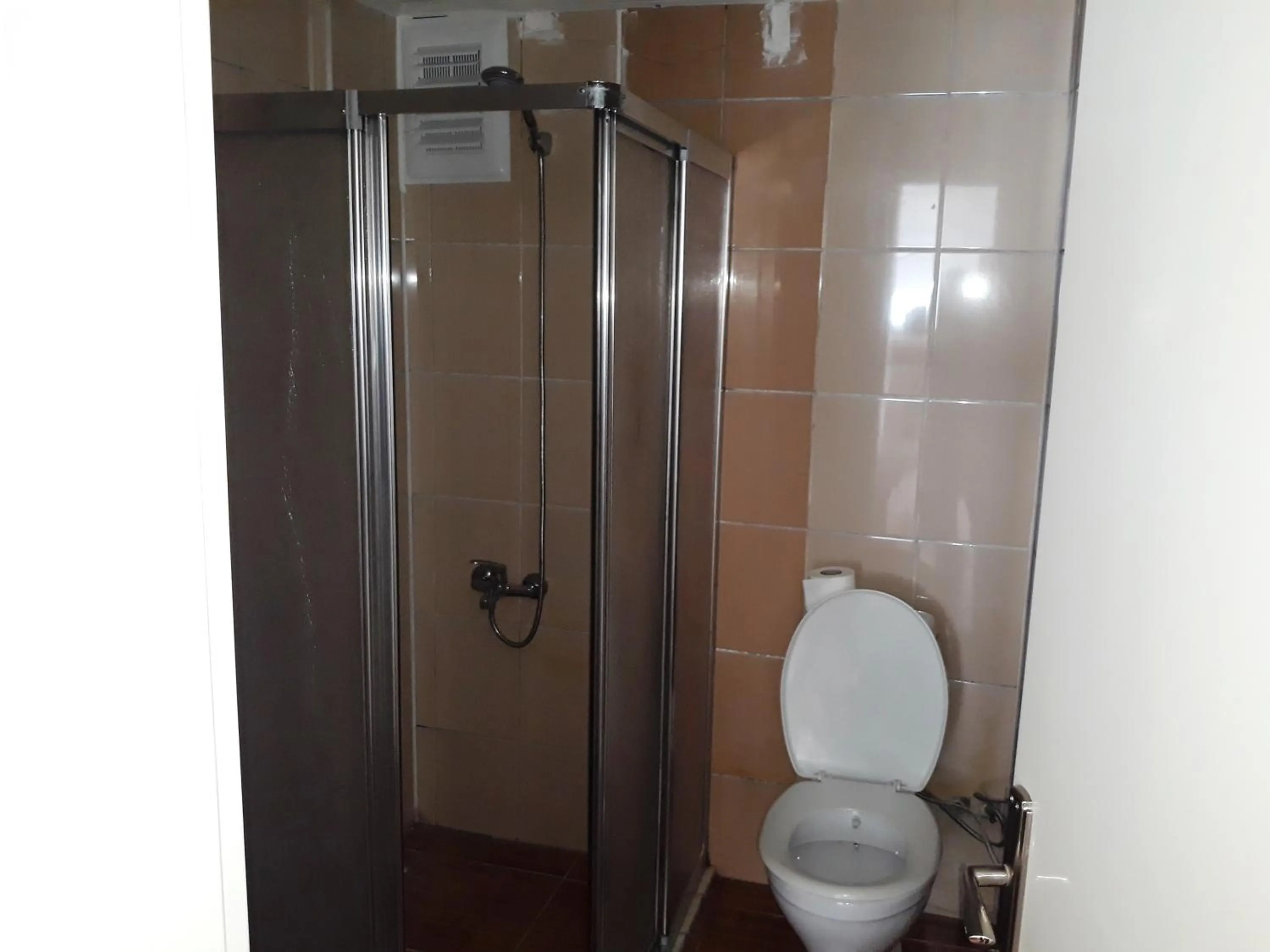 Bathroom in Dilmac Hotel