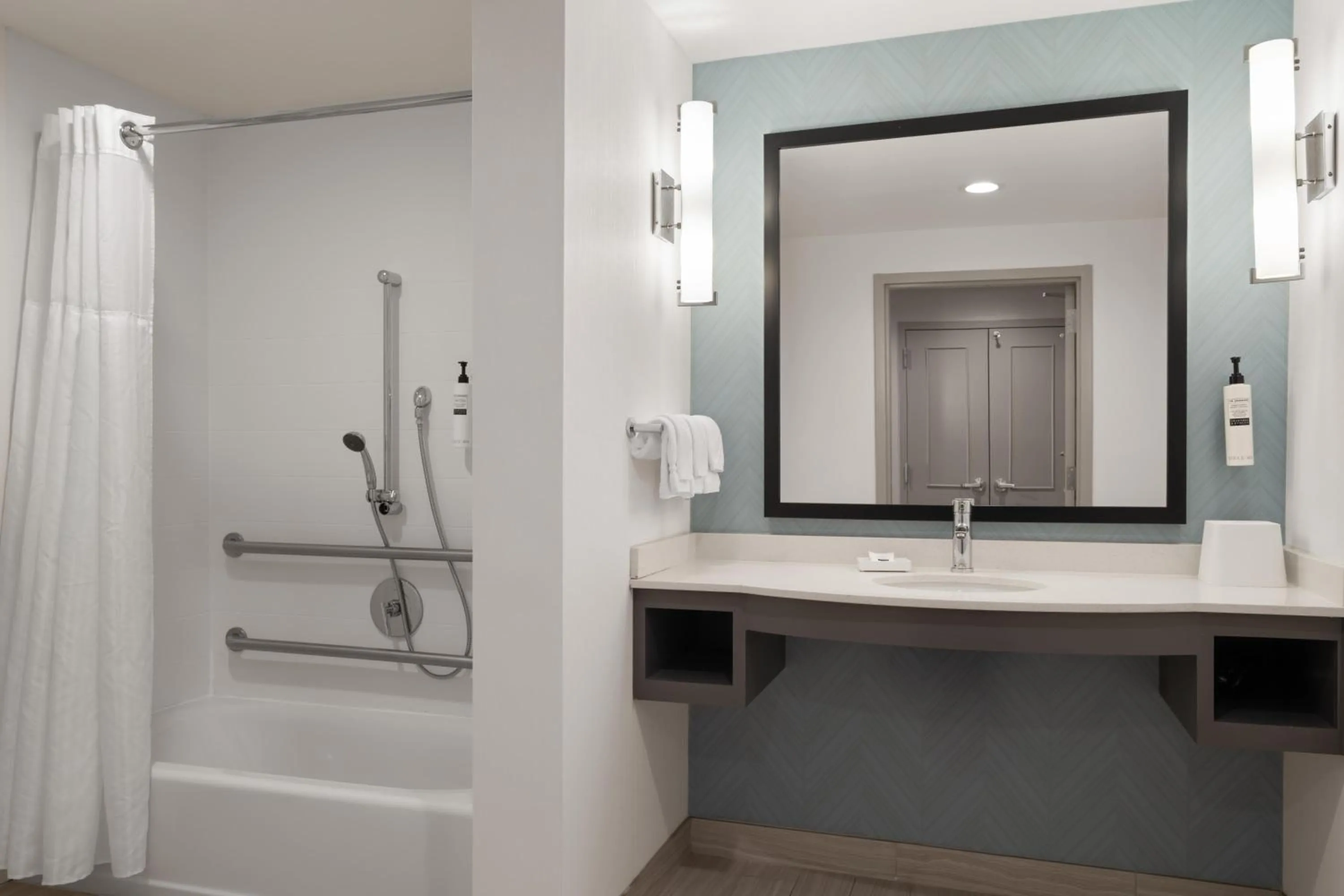 Bathroom in Hilton Garden Inn Lenox Pittsfield