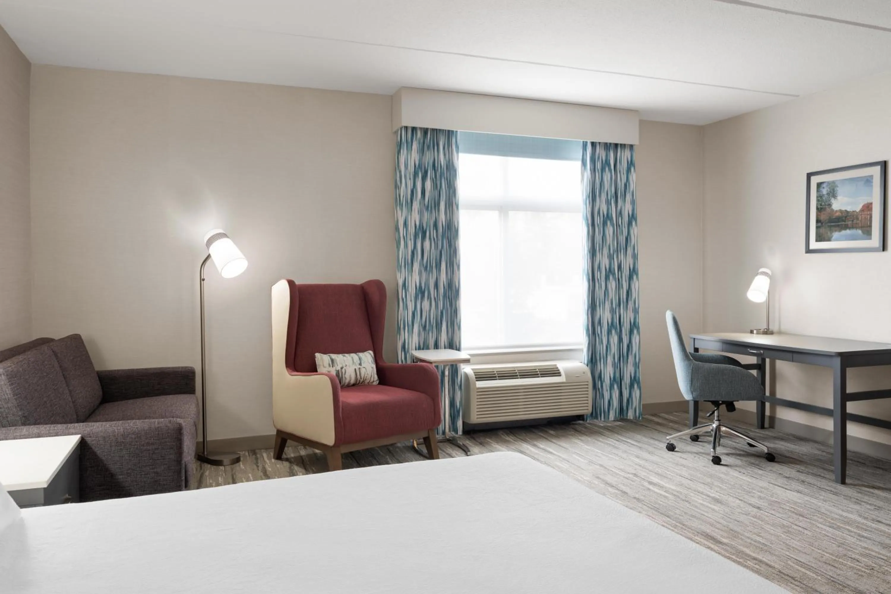 Bedroom, Bed in Hilton Garden Inn Lenox Pittsfield