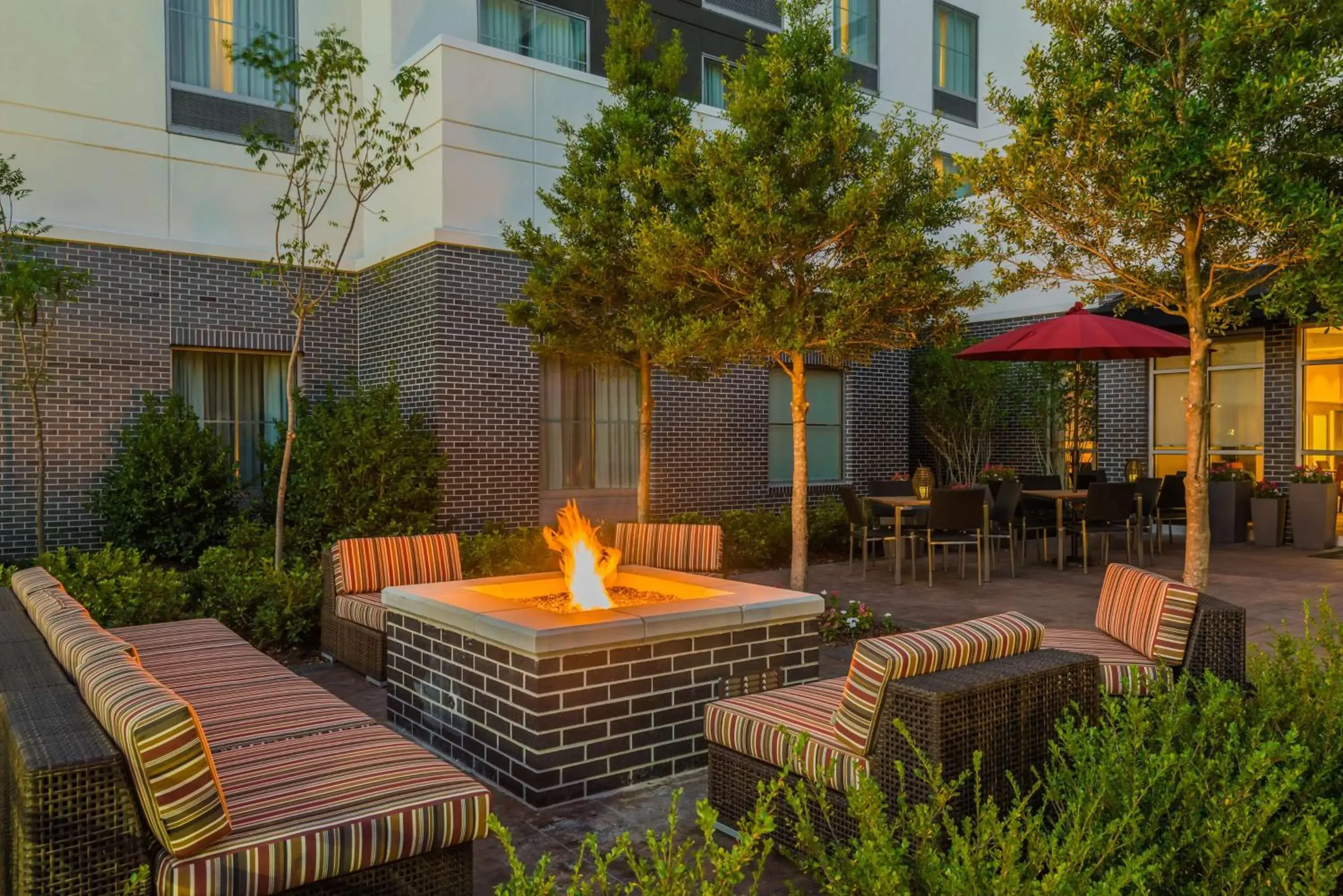 Property building in Homewood Suites by Hilton Little Rock Downtown Property building in Homewood Suites by Hilton Little Rock Downtown