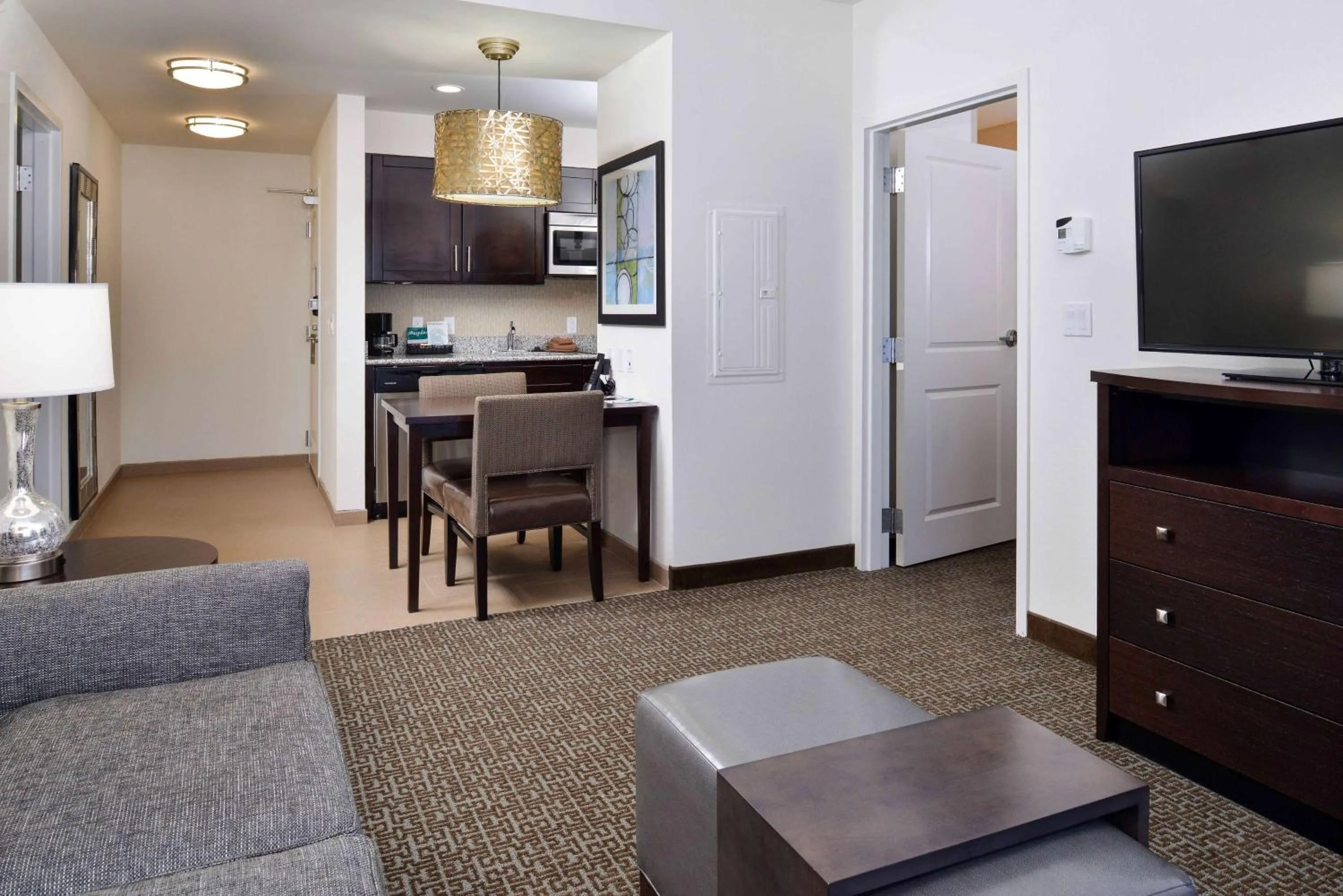 Kitchen or kitchenette in Homewood Suites by Hilton Columbia/Laurel