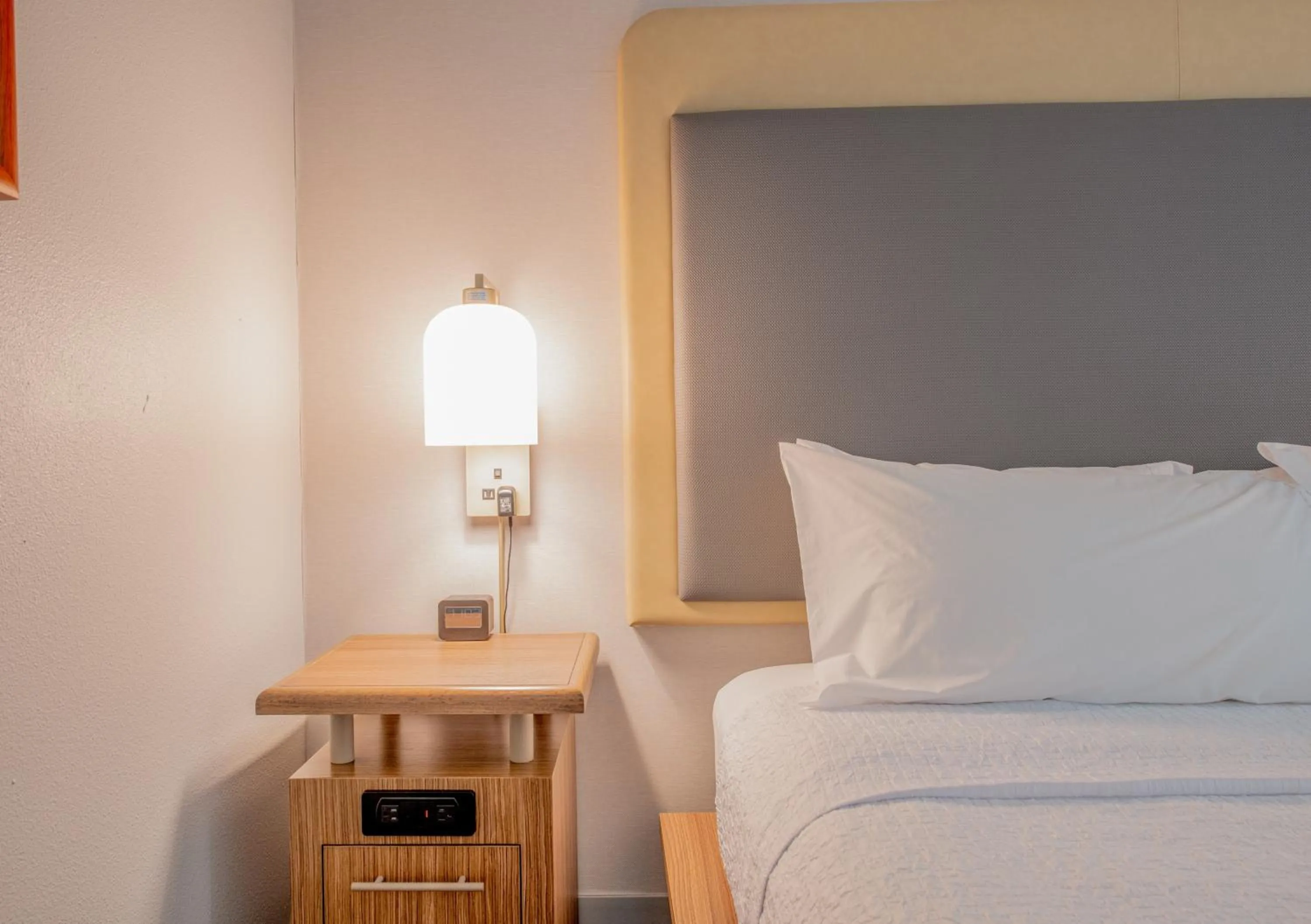 Bed in Homewood Suites by Hilton Houma