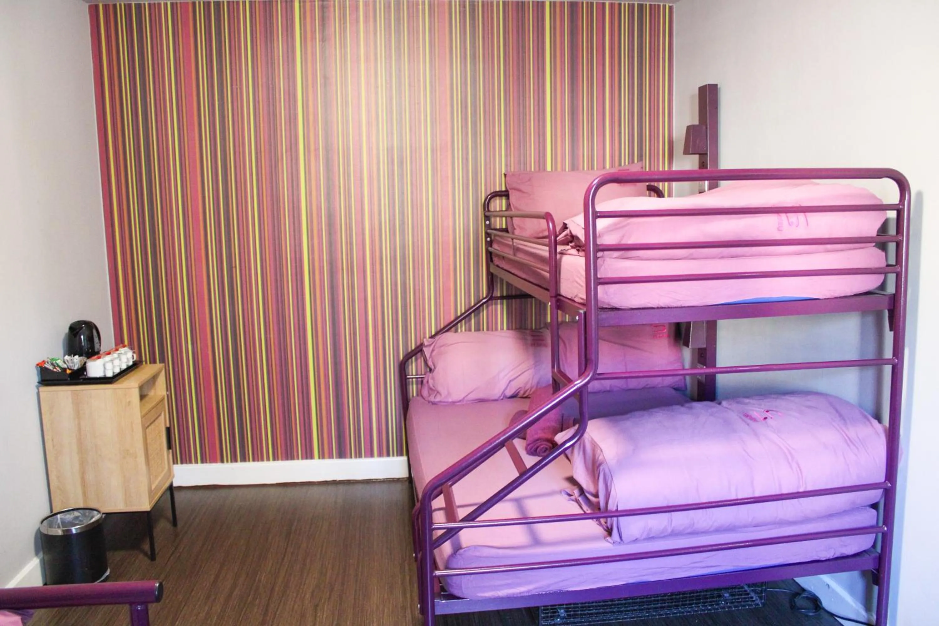 Bed in Safestay London Kensington Holland Park