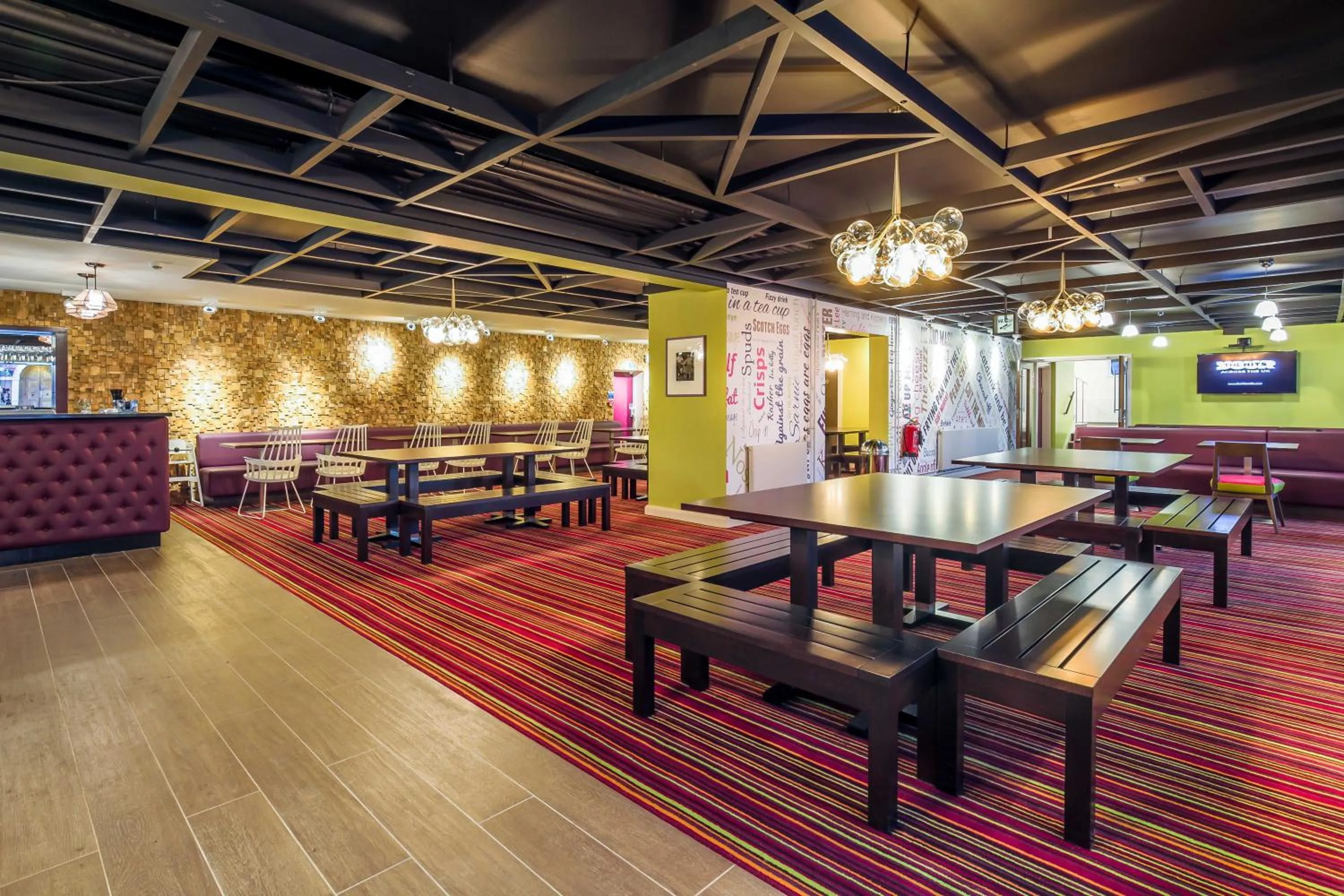 Lounge or bar in Safestay London Kensington Holland Park