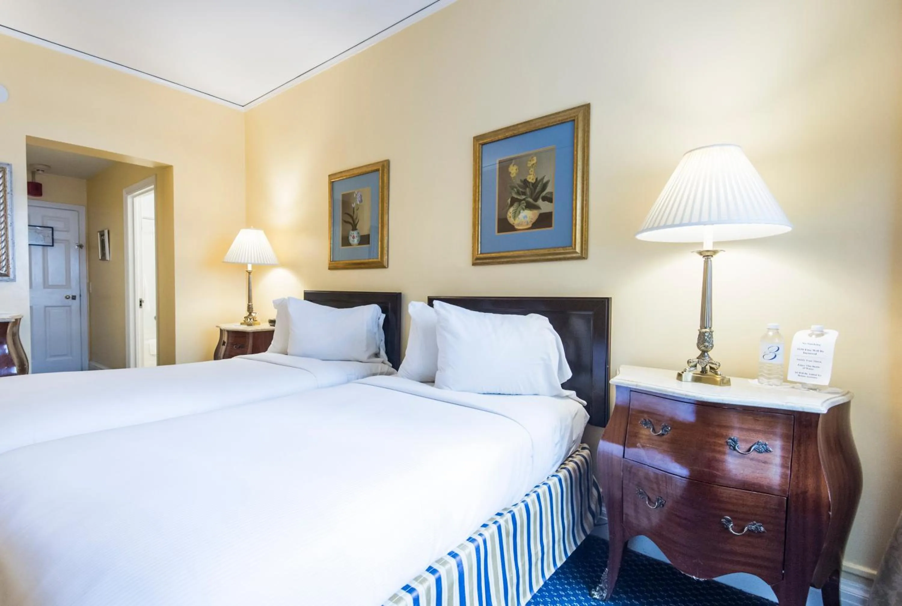 Bedroom, Bed in 3 West Club